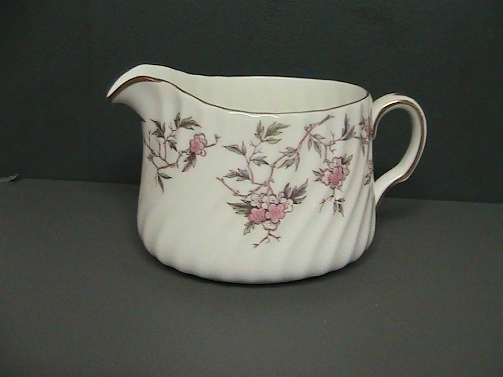 MINTON   SUZANNE  CREAMER/MILK JUG