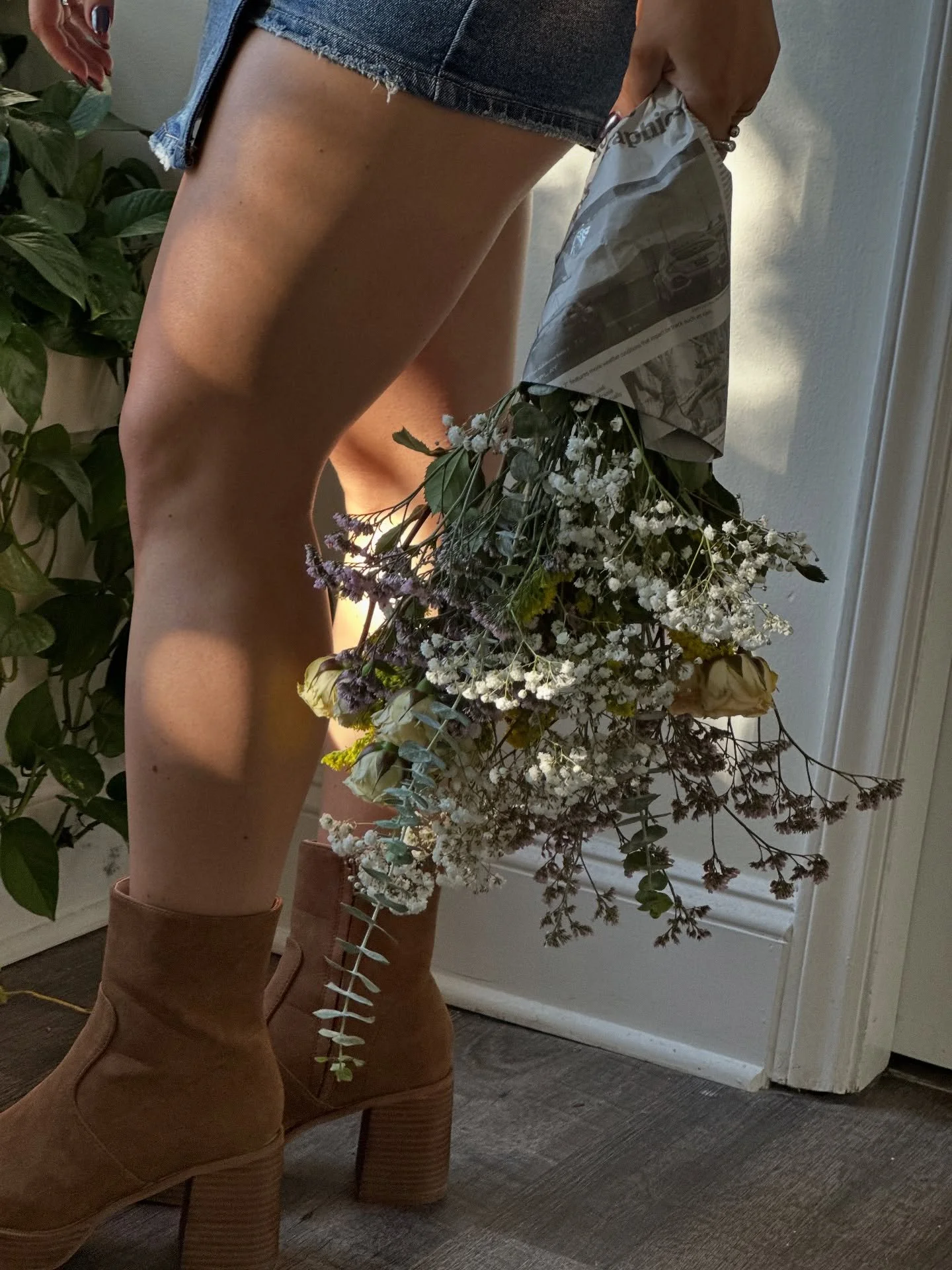 Three years @superbloomhairstudio 💐🥂😇

It was the biggest blessing to find @christiebrennbeauty at the time that I did. Without her I wouldn&rsquo;t have found all of YOU❤️ 

Thank you to all my girlies who trust, respect, and spend their valuable