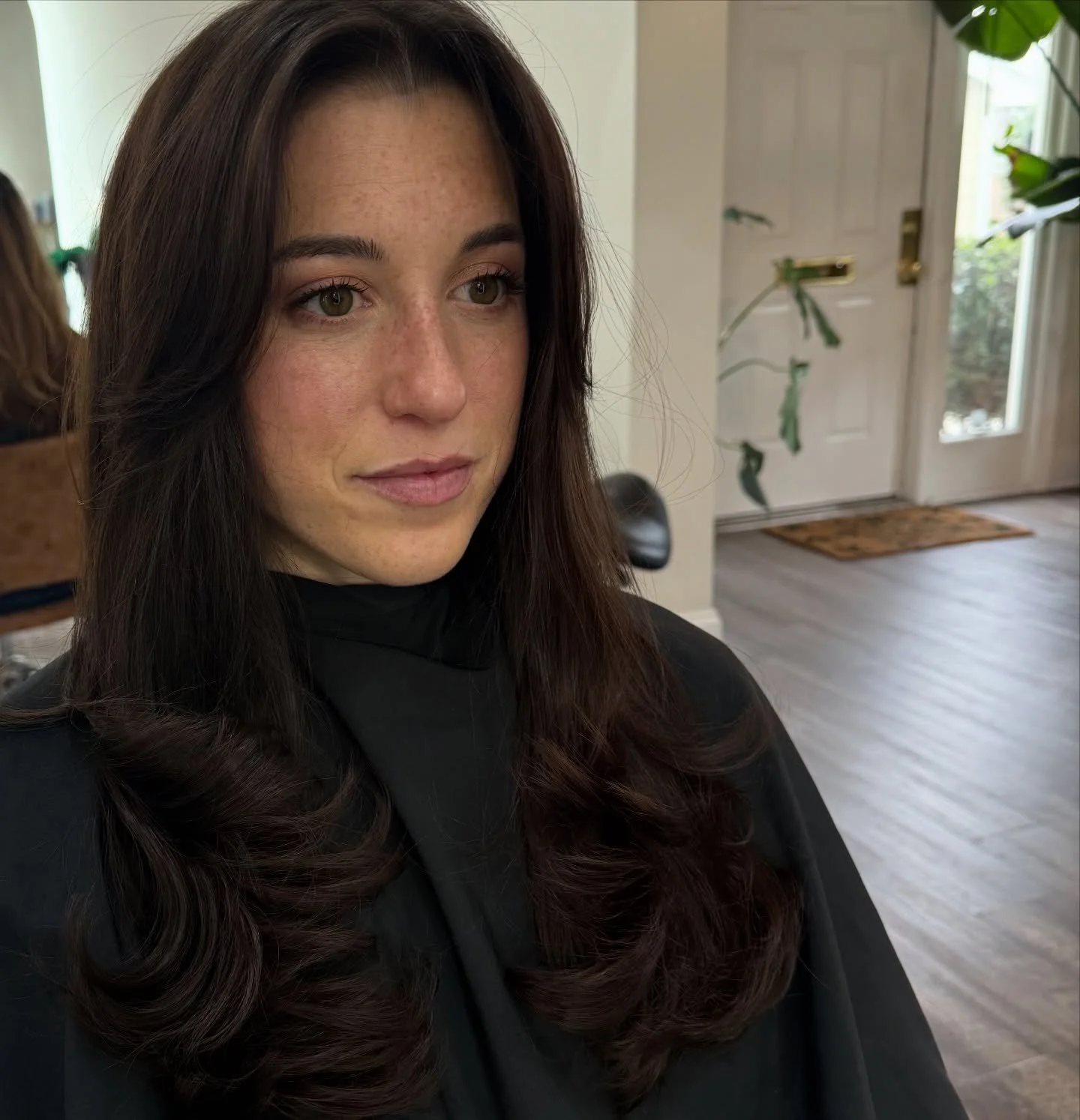 All of the shaping 

Cutting with @sharkfinshears 
Styled with @superbloomhairstudio hunni haircare