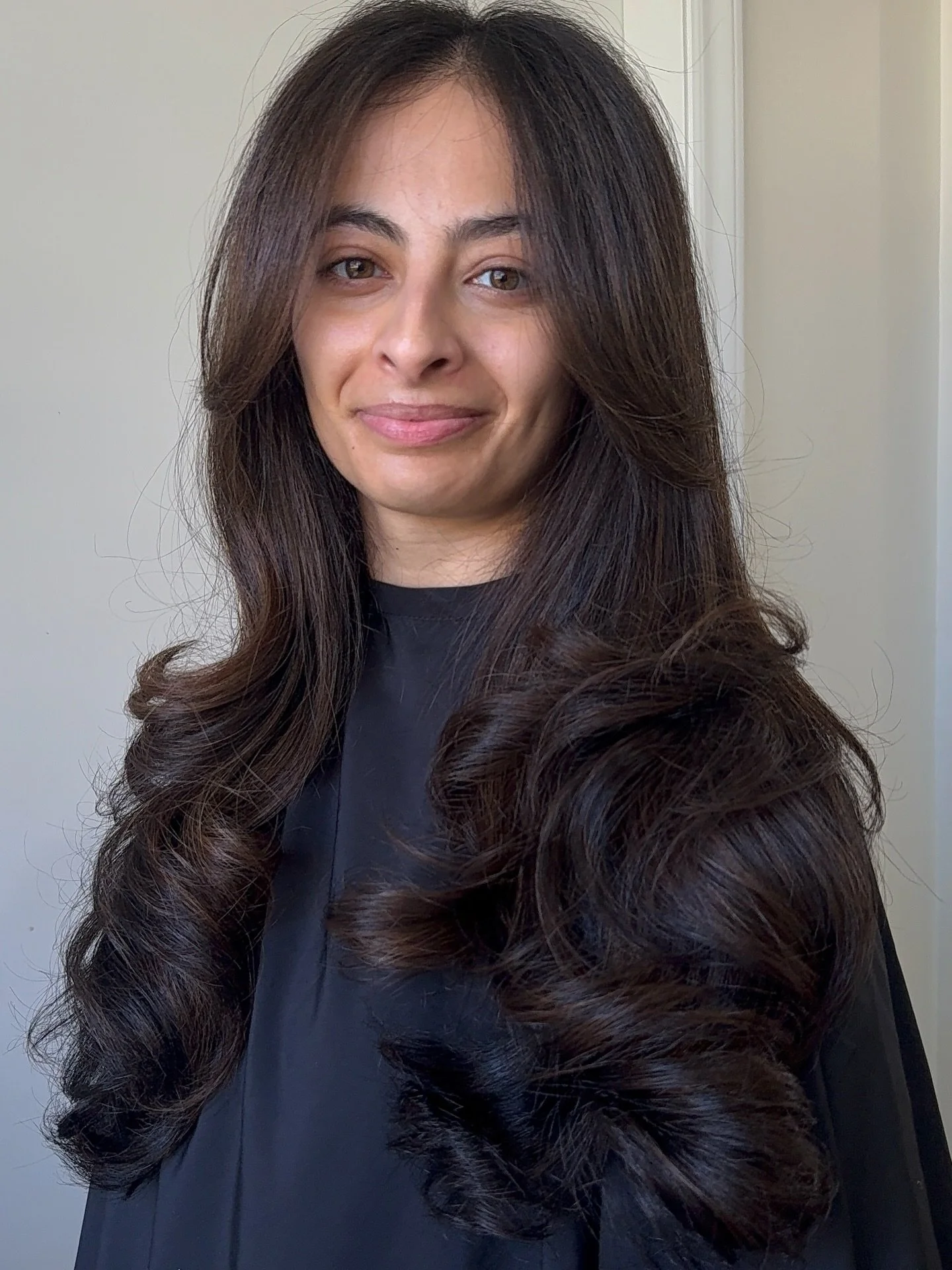 When I look at this photo I think: 🧸 🕊️ ❤️&zwj;🔥
Soft. Effortless. 

#charlotte #cltnc #clthairstylist #charlottehair #effortlesshair