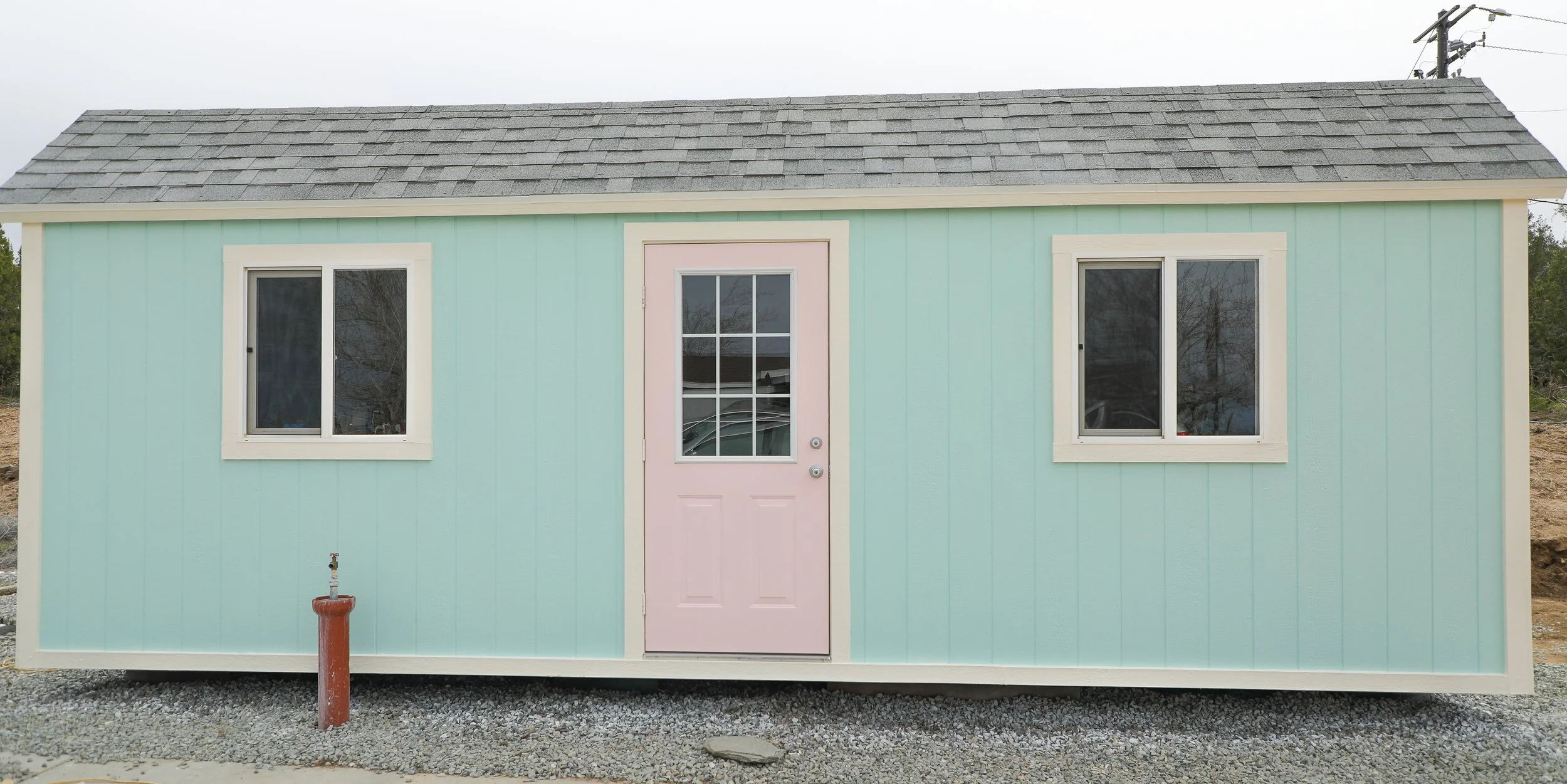photo studio transformation from a shed in southern california. photographer for playful families.