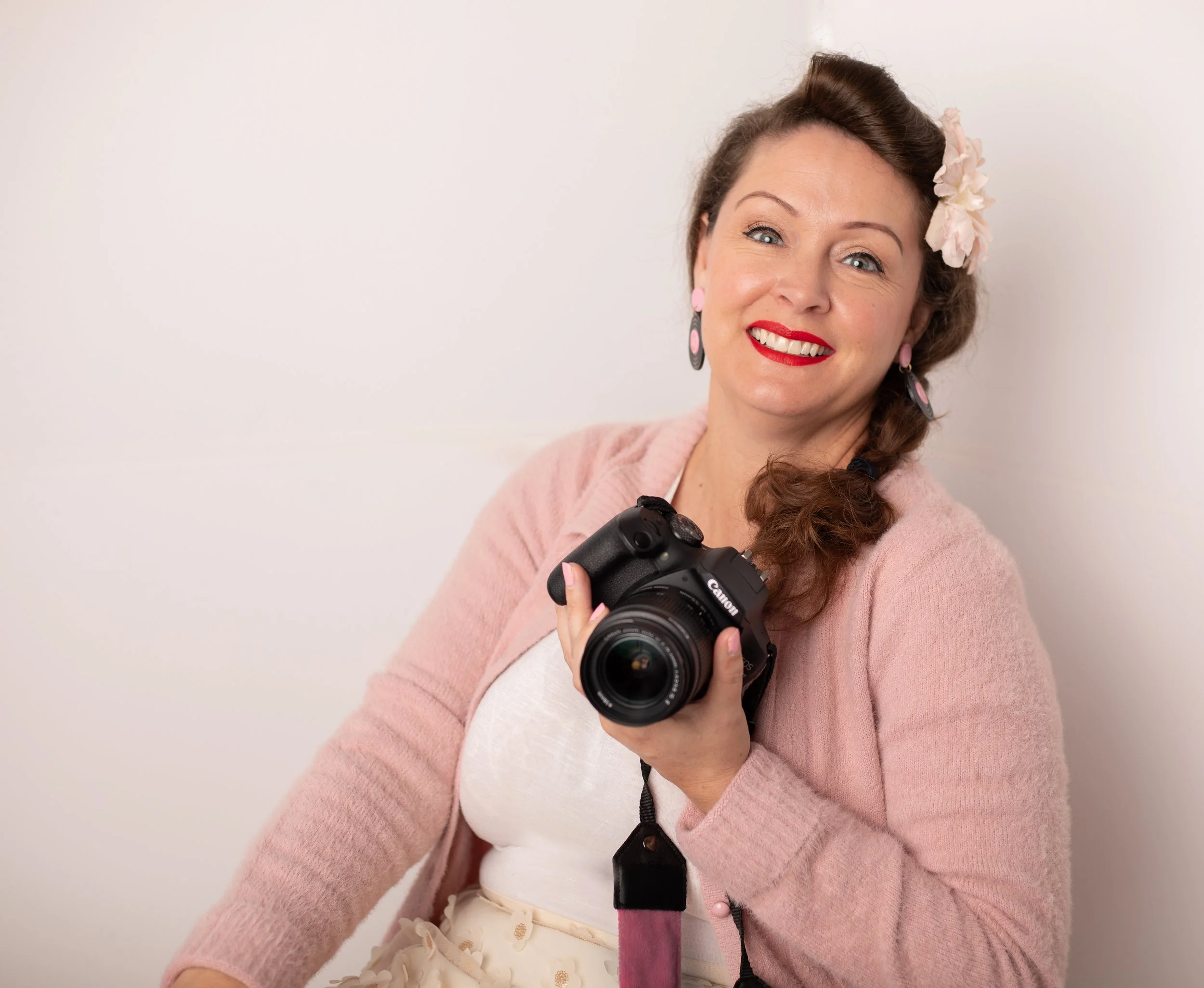 Pinon Hills, california whimsical family photographer for playful families, maternity, and branding portraits.