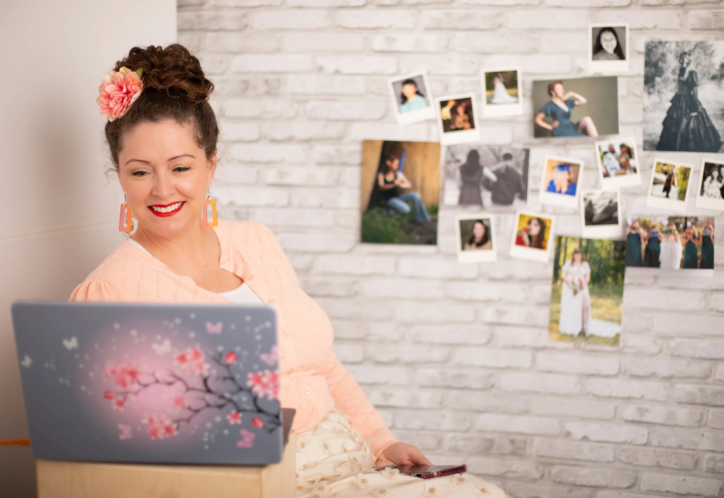 laptop business branding photo session in the inland empire.