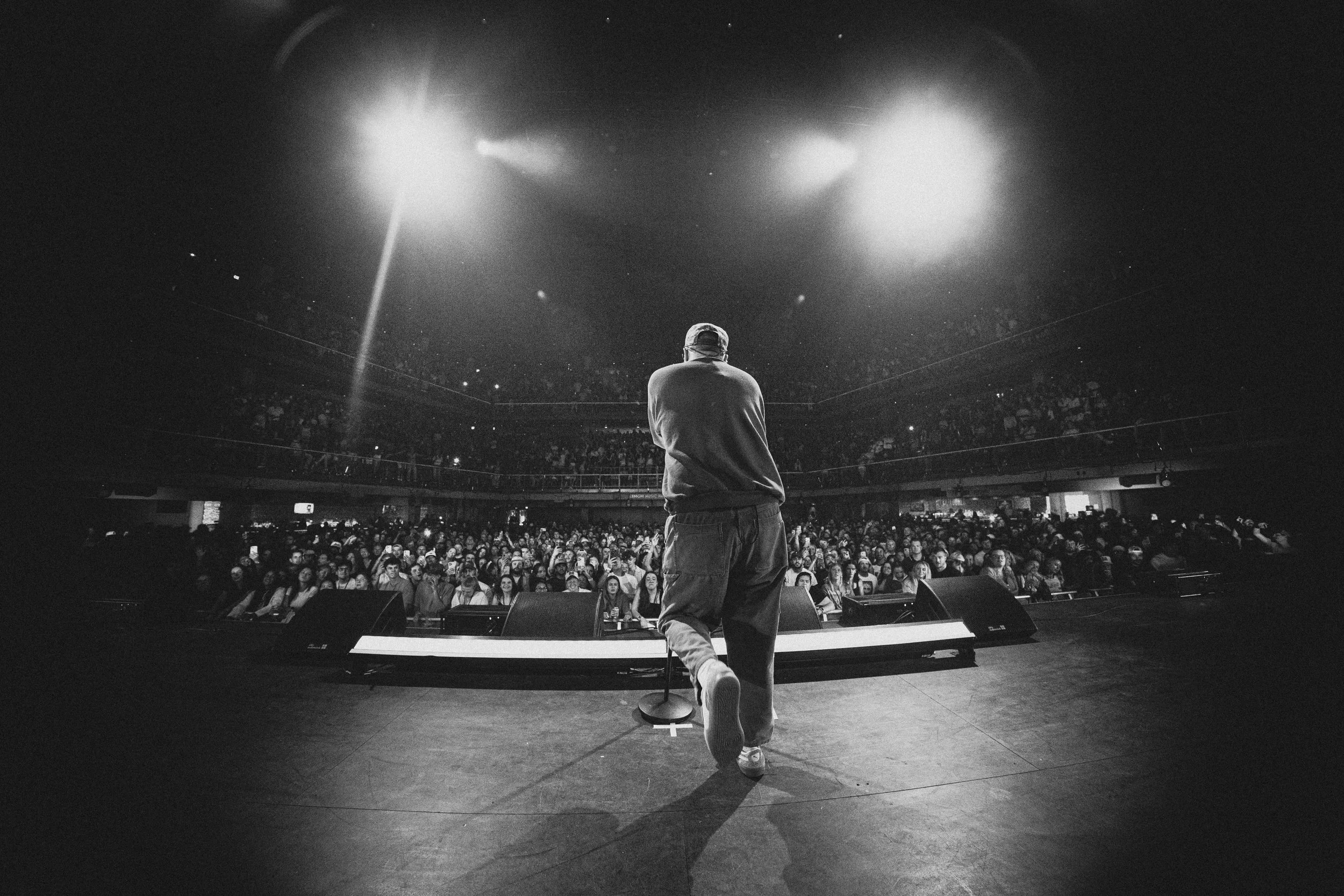 9.5 Boston MGM Hall Show-19.jpg