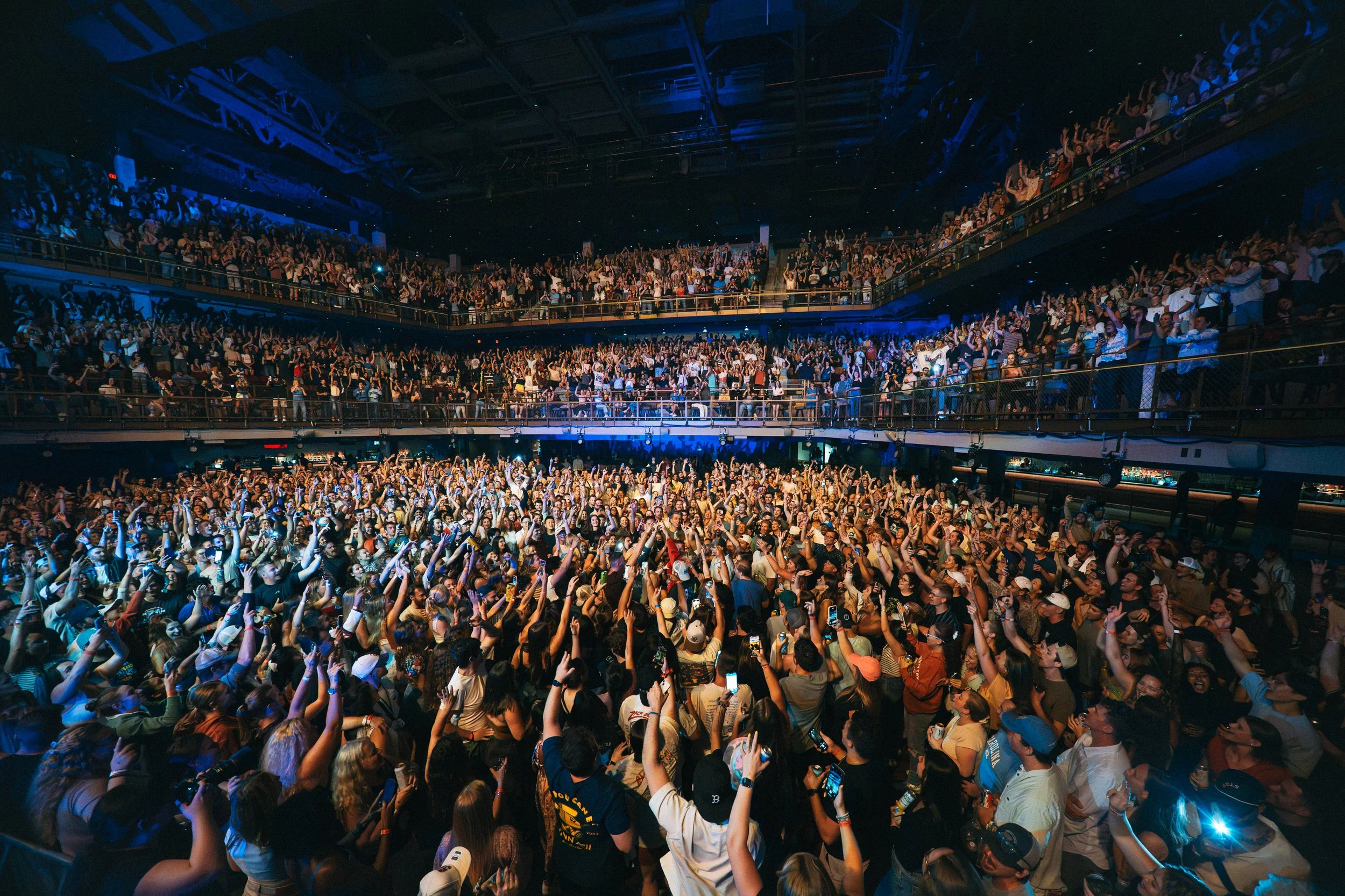 9.5 Boston MGM Hall Show-28.jpg