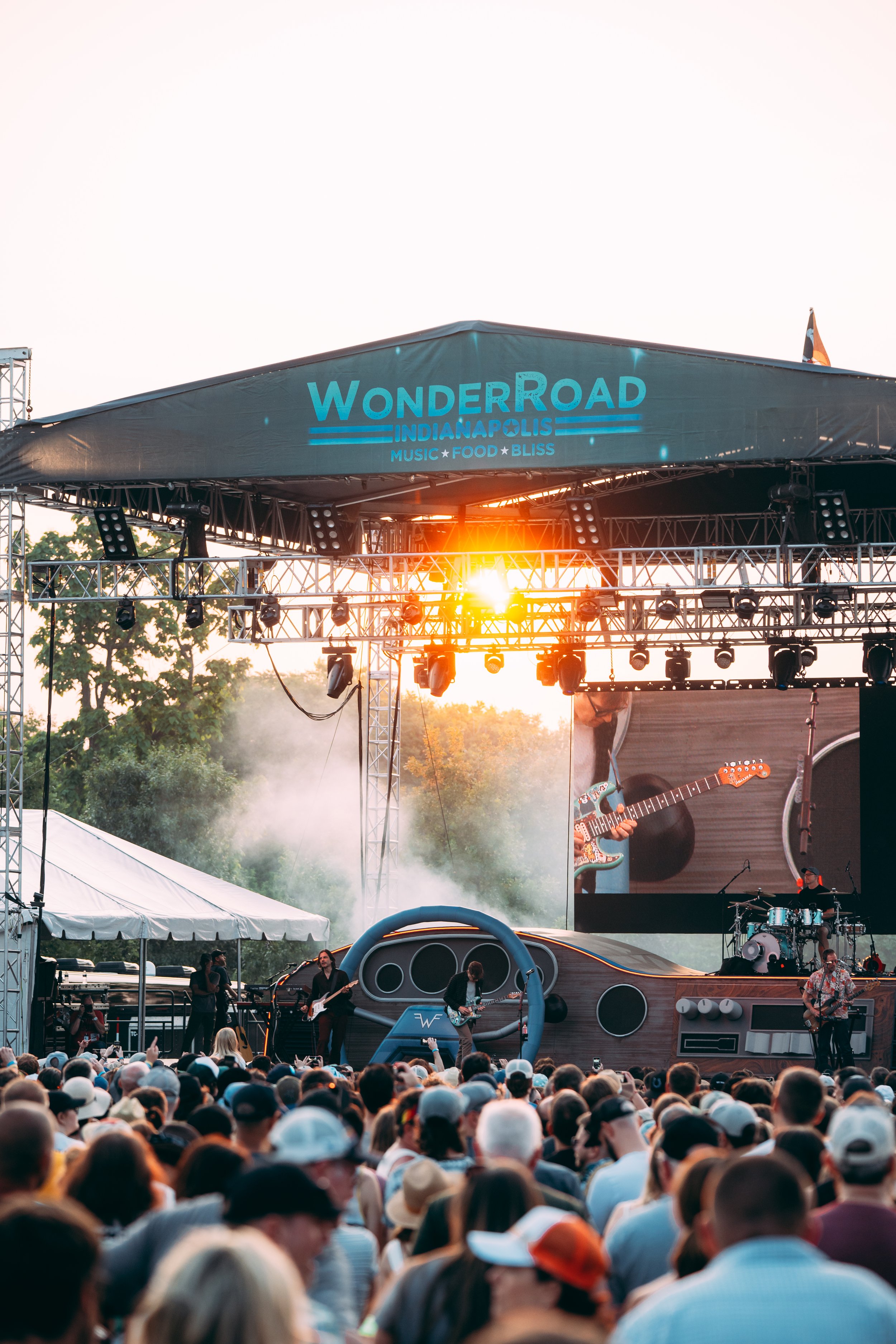 Weezer x Dan Ways-25.jpg