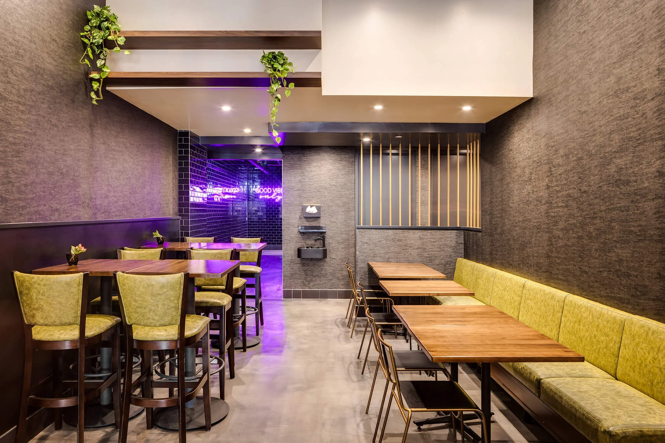 Inside Café Chocolat Brooklyn: A Stunning Blend of Retail and Café Design Captured by The Retail Archive