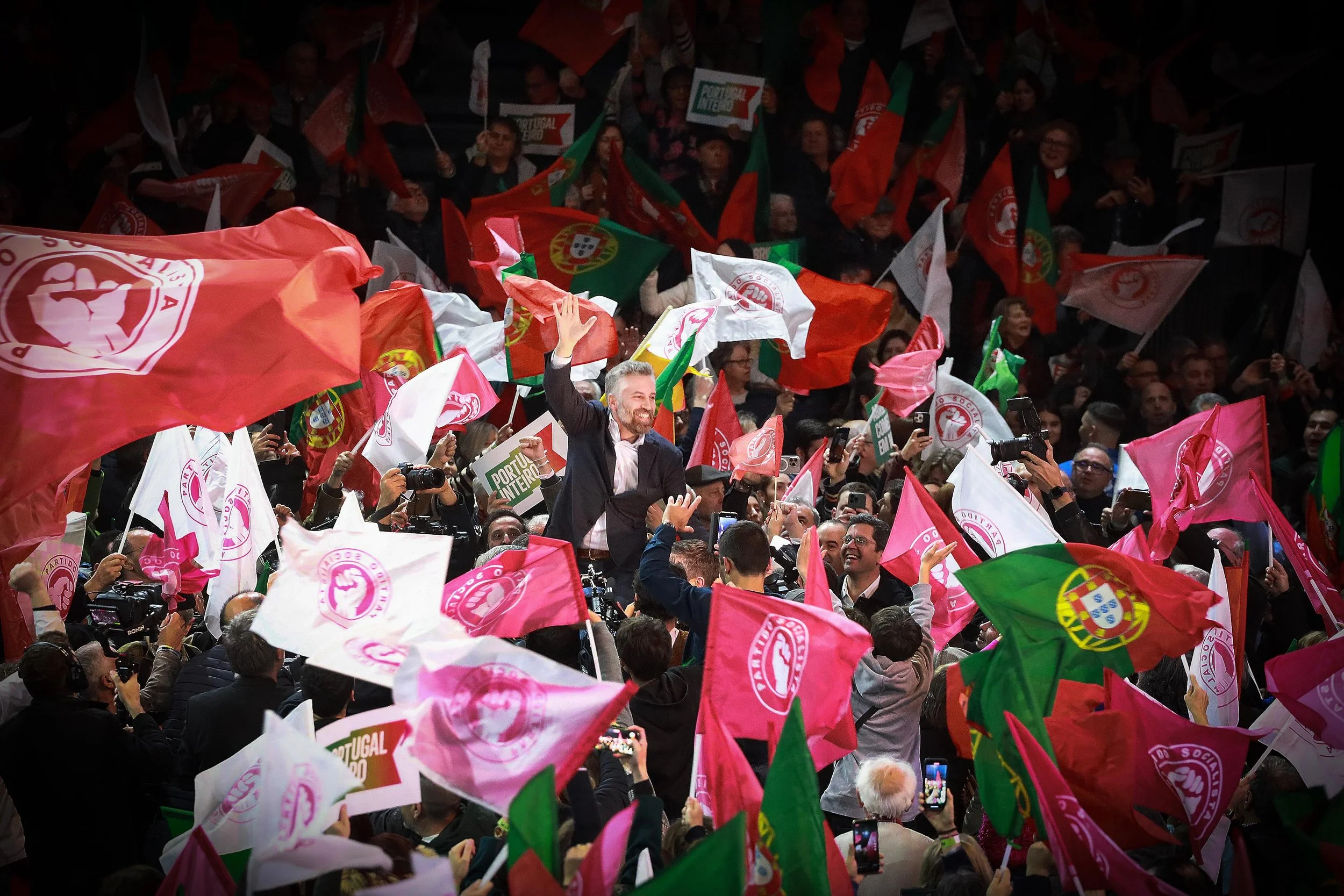 Porto Inteiro por Portugal Inteiro