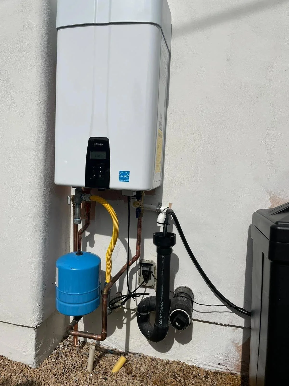 Tankless vs. Traditional Water Heater in California: Which Is Right for Your Home?