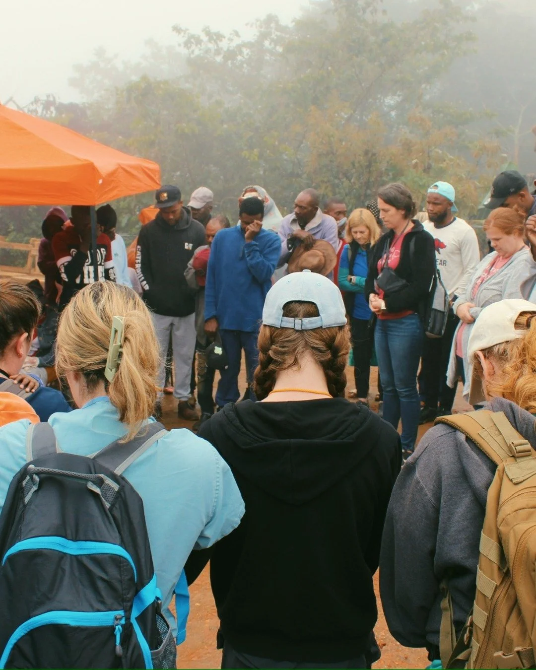 Day 1 in the Dominican Republic 🇩🇴

Yesterday, our Medical Mission Team began serving at Building Bridges of Hope, a clinic on the Dominican&ndash;Haitian border. Alongside Dominican and Haitian doctors, dentists, and translators, our team of docto