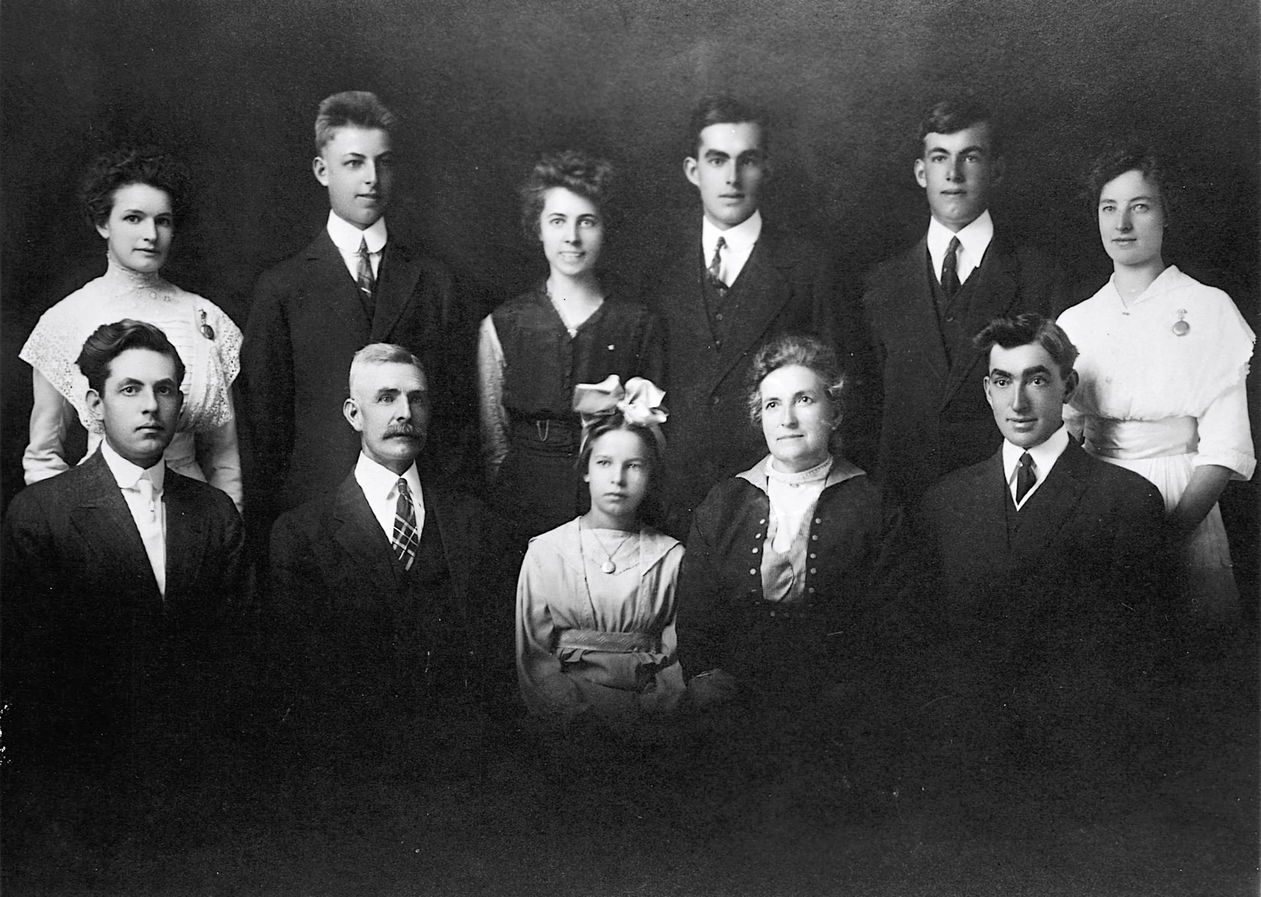 1915 c., George H. & Louisa M. Goates Family