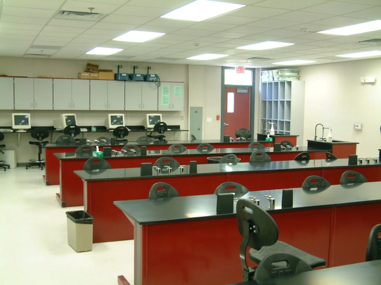 UNLV, Exchange, Barn 005.jpg