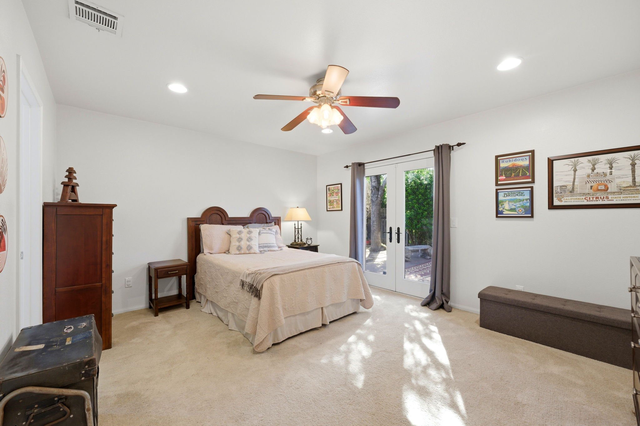 25-web-or-mls-1534_-_christian_gurrola_-_5556_hardwicke_dr_riverside_ca_92504_029.jpg