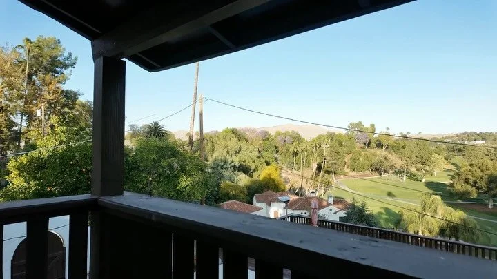 🎬 Just posted a 19-minute documentary on one of our listings. Clips here, the whole film is on YouTube, link in bio.

🏡 The family that built this 1928 house owned the ground under Victoria Club.
 📜 Their grandfather signed the map in 1901. ⛳ Thei