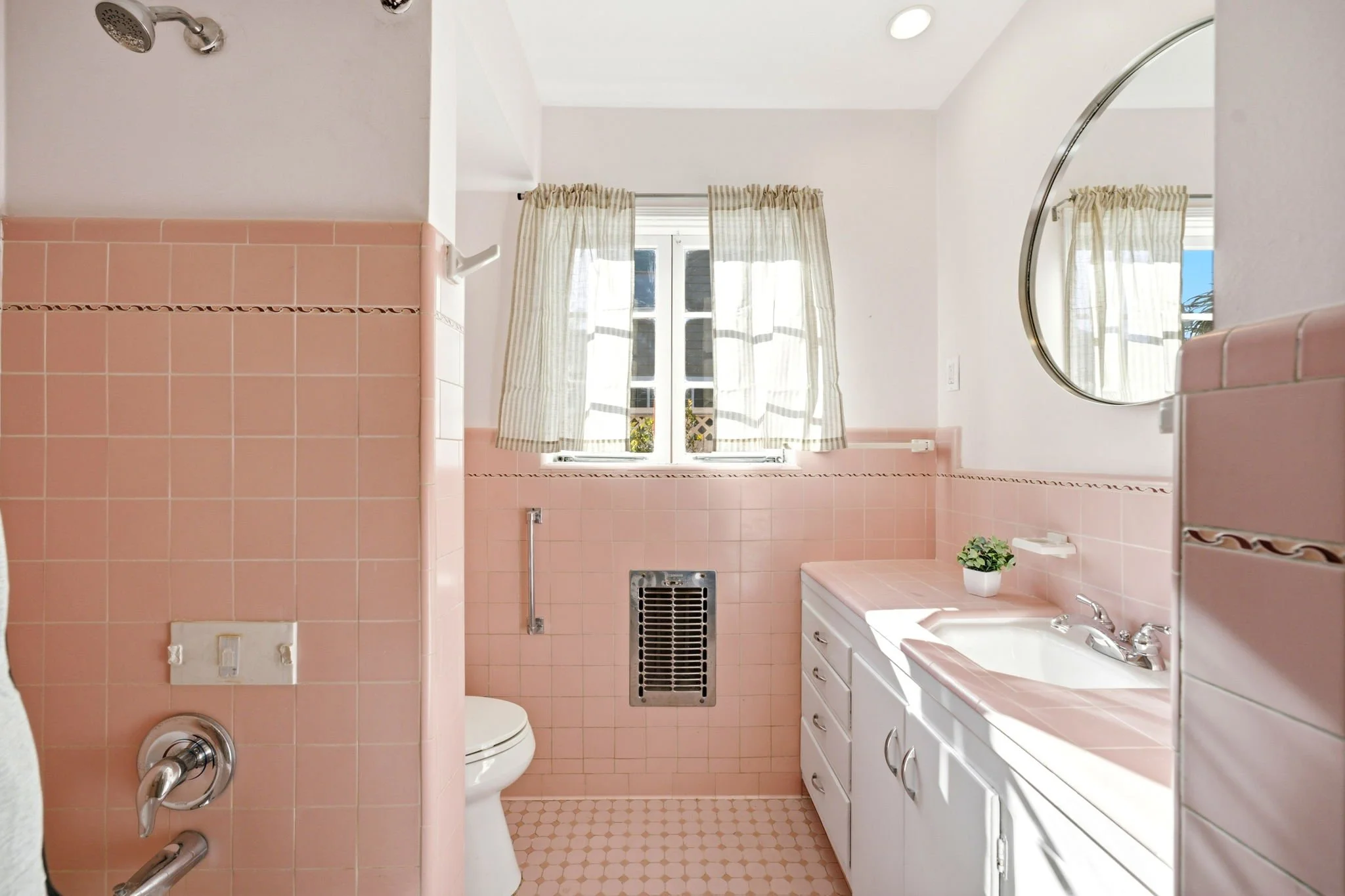 36-web-or-mls-4434_Tenth_St_Riverside_CA_92501_044.jpg