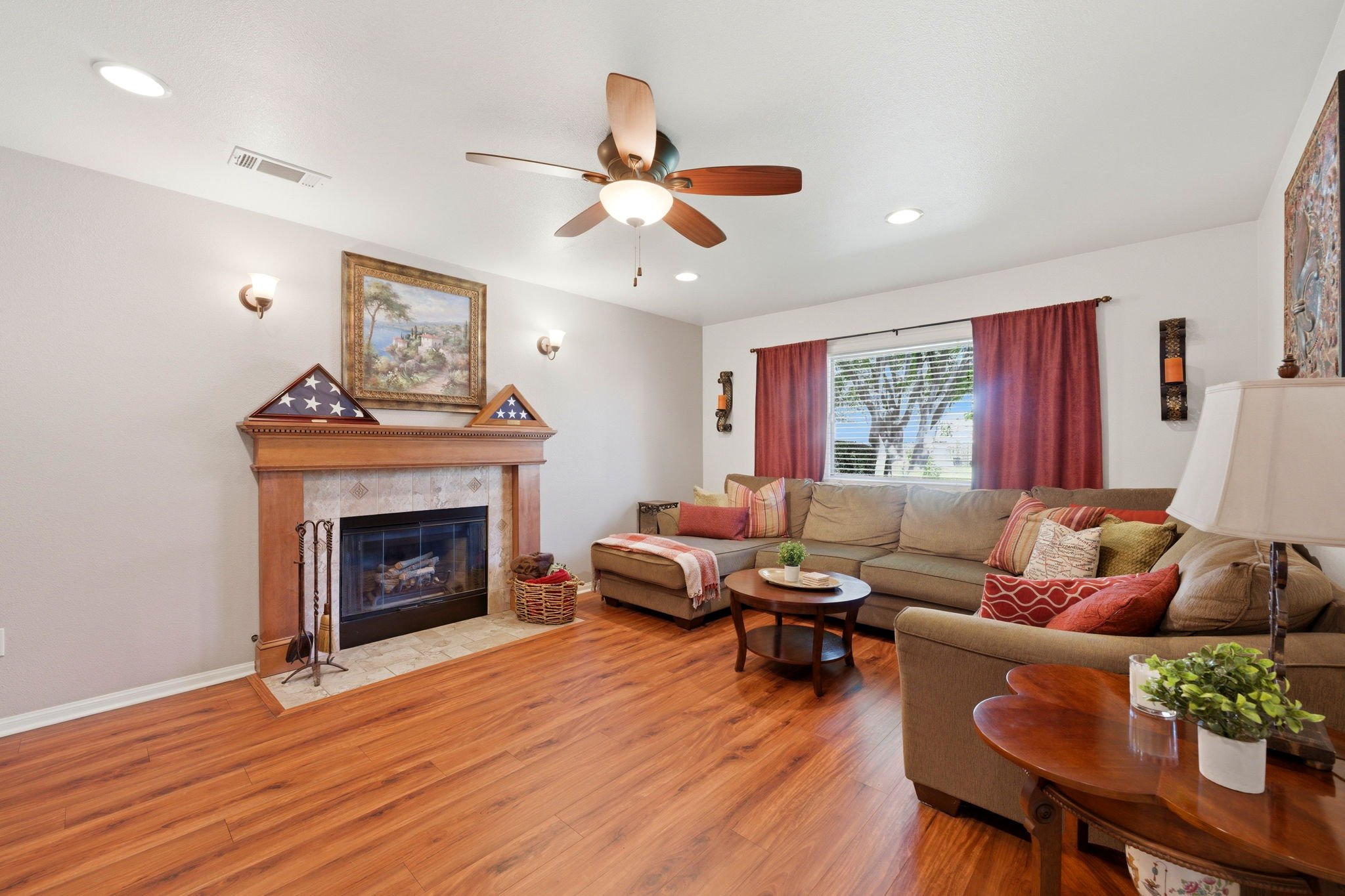 56-web-or-mls-1534_-_christian_gurrola_-_5556_hardwicke_dr_riverside_ca_92504_017.jpg