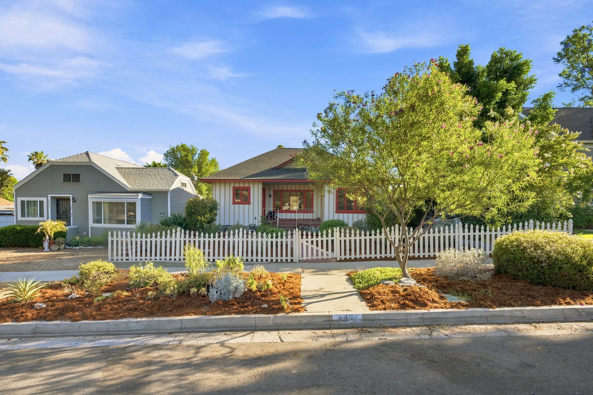 4-web-or-mls-4434_Tenth_St_Riverside_CA_92501_007.jpg