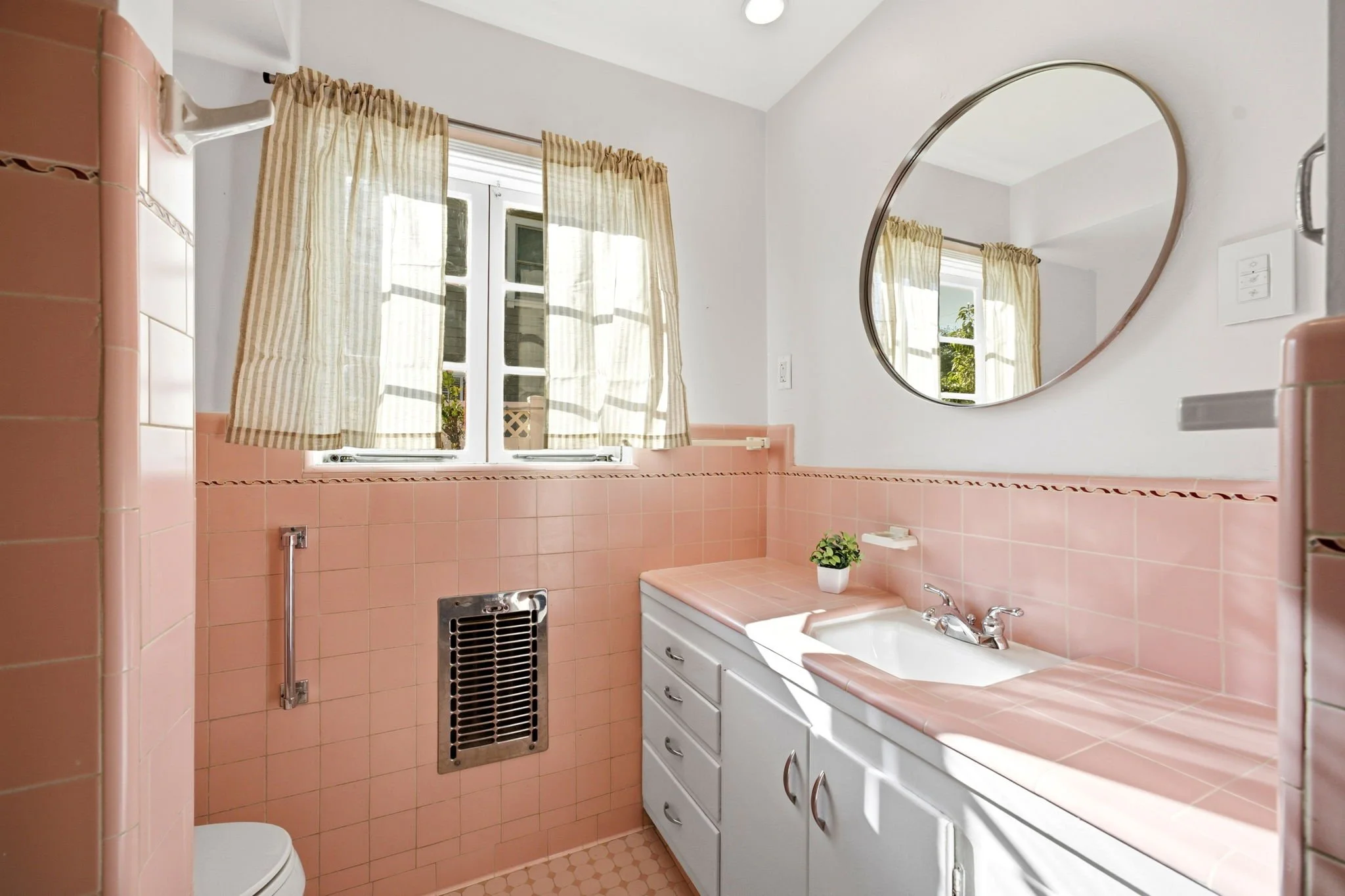 37-web-or-mls-4434_Tenth_St_Riverside_CA_92501_045.jpg