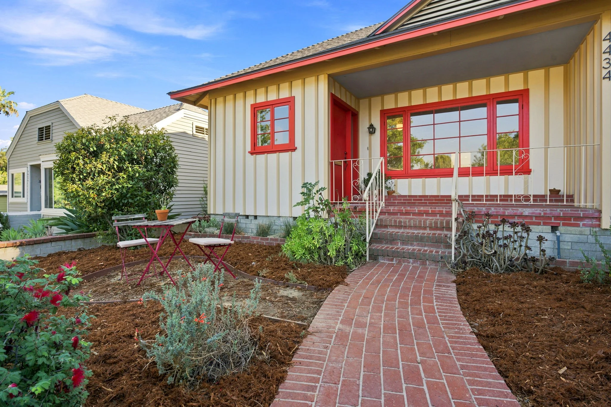 7-web-or-mls-4434_Tenth_St_Riverside_CA_92501_009.jpg