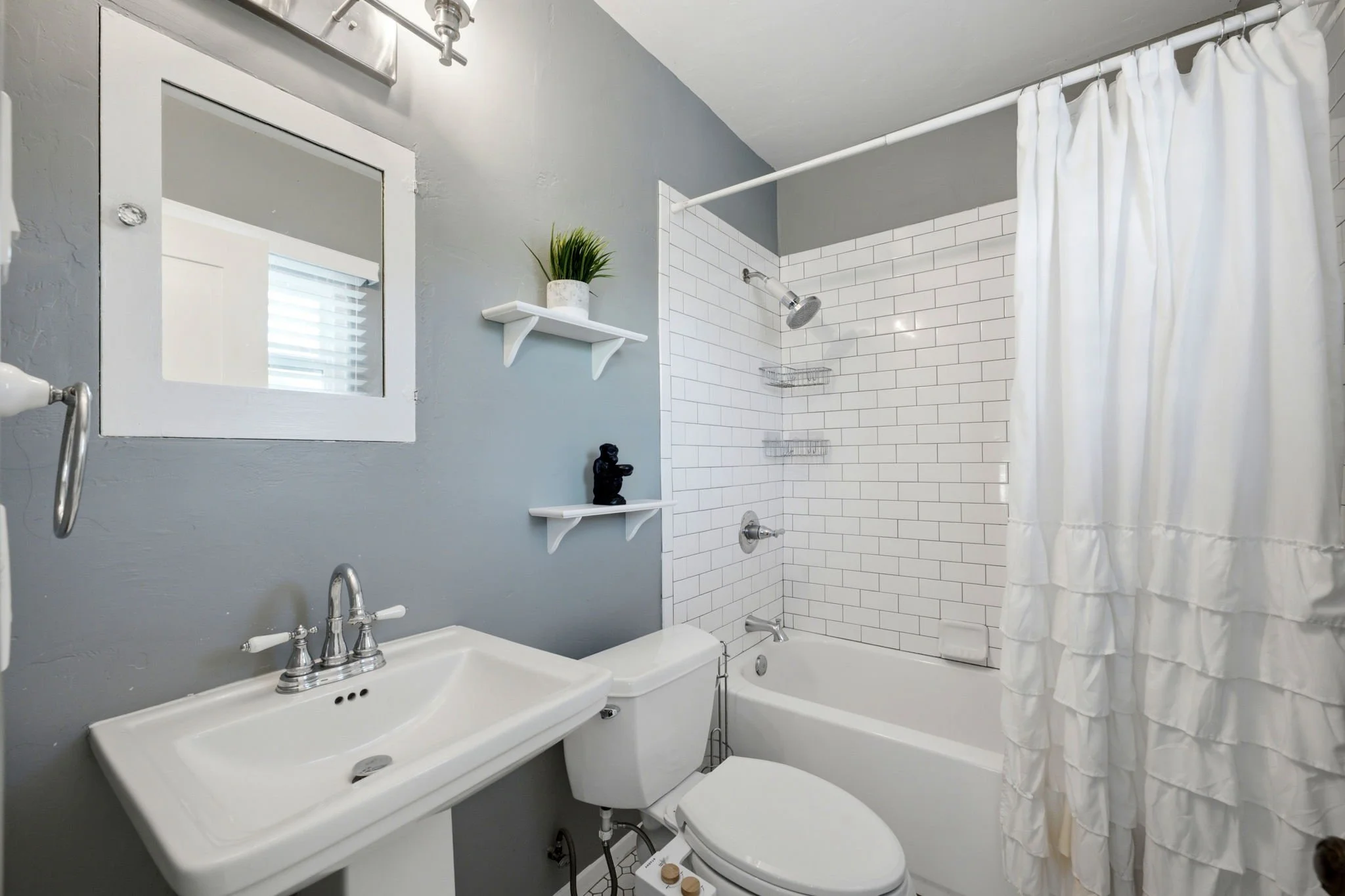 33-web-or-mls-3364_Cedar_St_Riverside_CA_92501_044.jpg