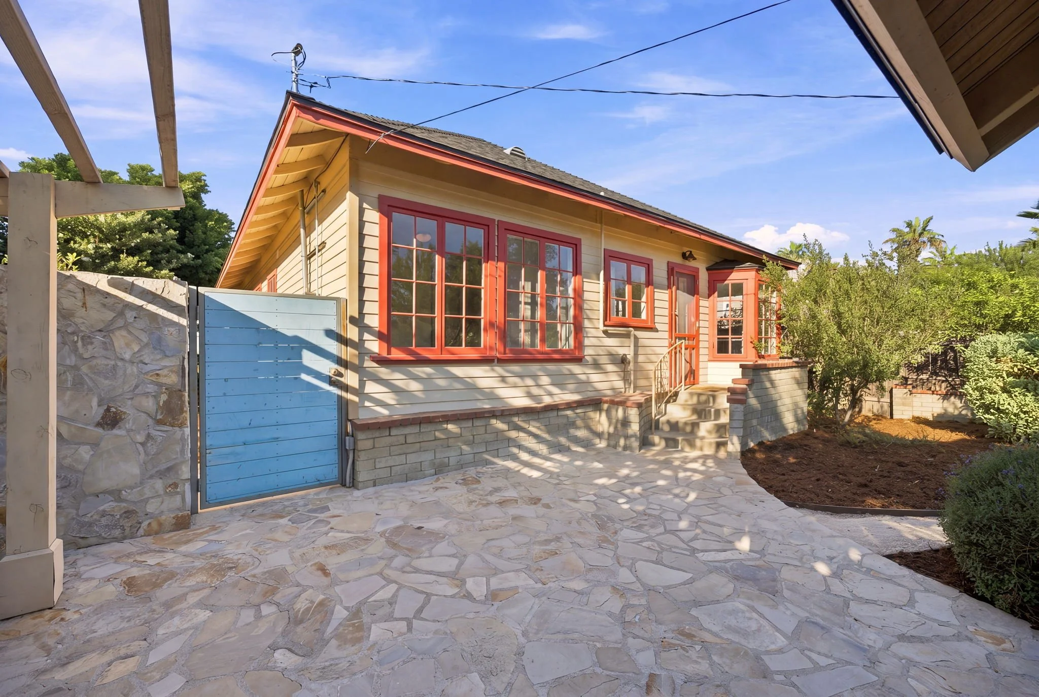 43-web-or-mls-4434_Tenth_St_Riverside_CA_92501_004.jpg