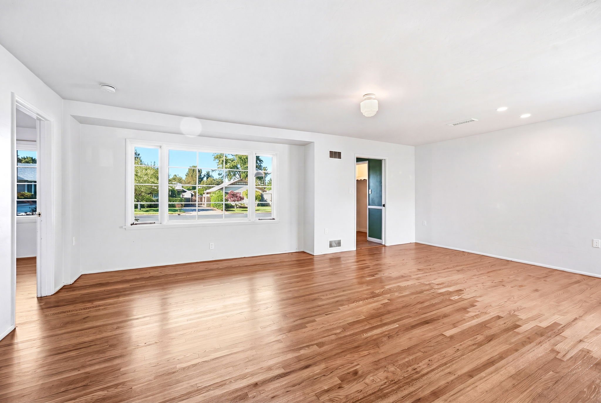 13-web-or-mls-4434_Tenth_St_Riverside_CA_92501_001 (3).jpg