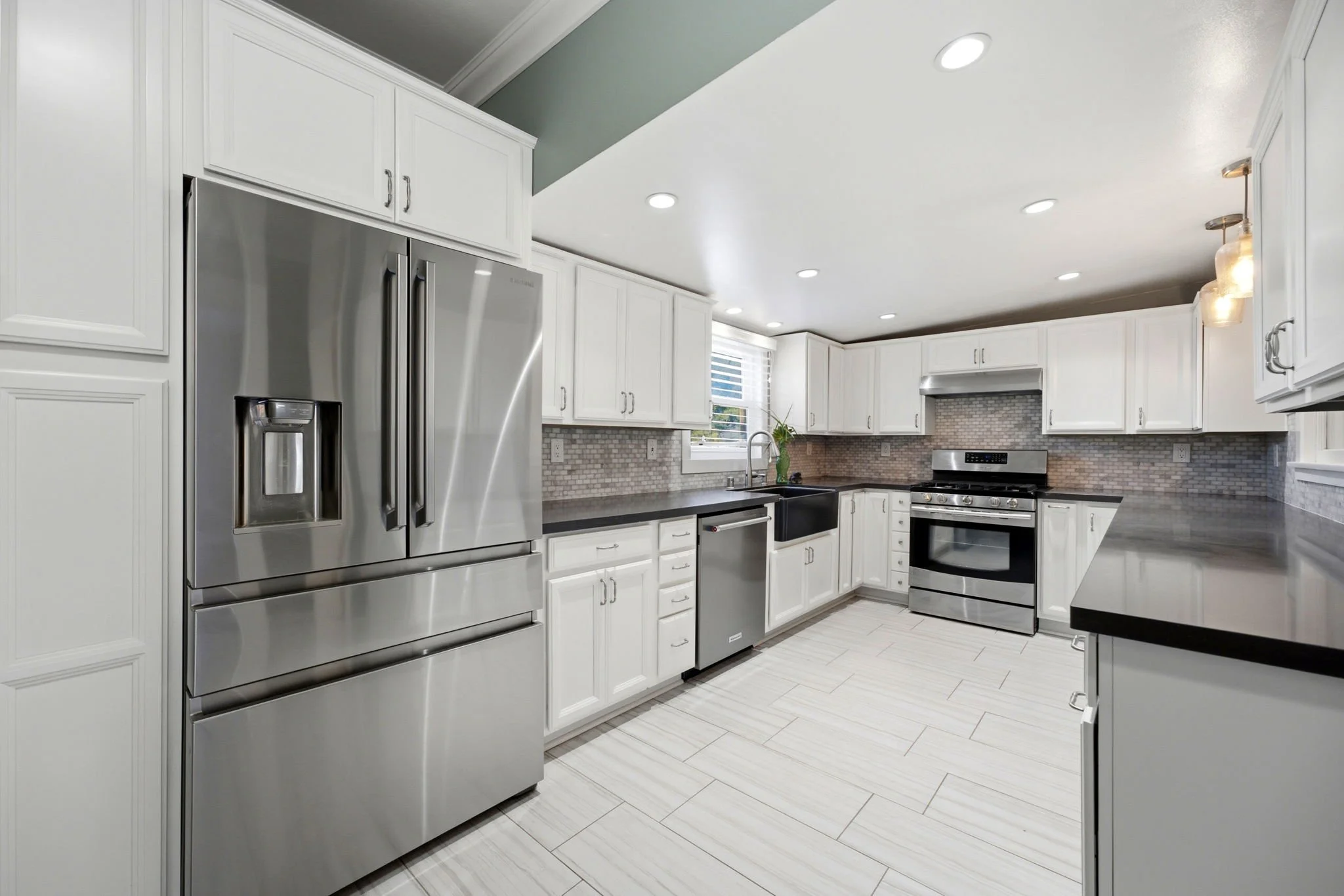13-web-or-mls-3364_Cedar_St_Riverside_CA_92501_024.jpg