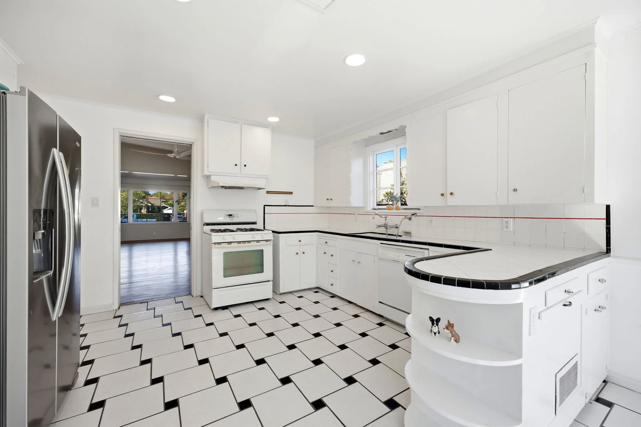19-web-or-mls-4434_Tenth_St_Riverside_CA_92501_020.jpg