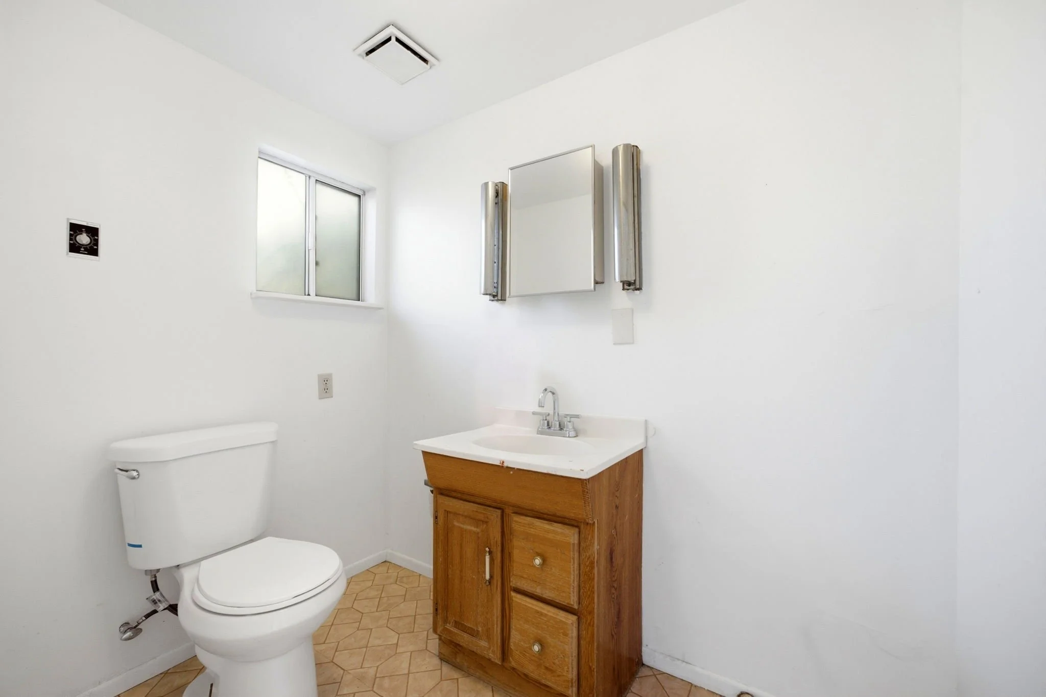32-web-or-mls-4434_Tenth_St_Riverside_CA_92501_001 (6).jpg