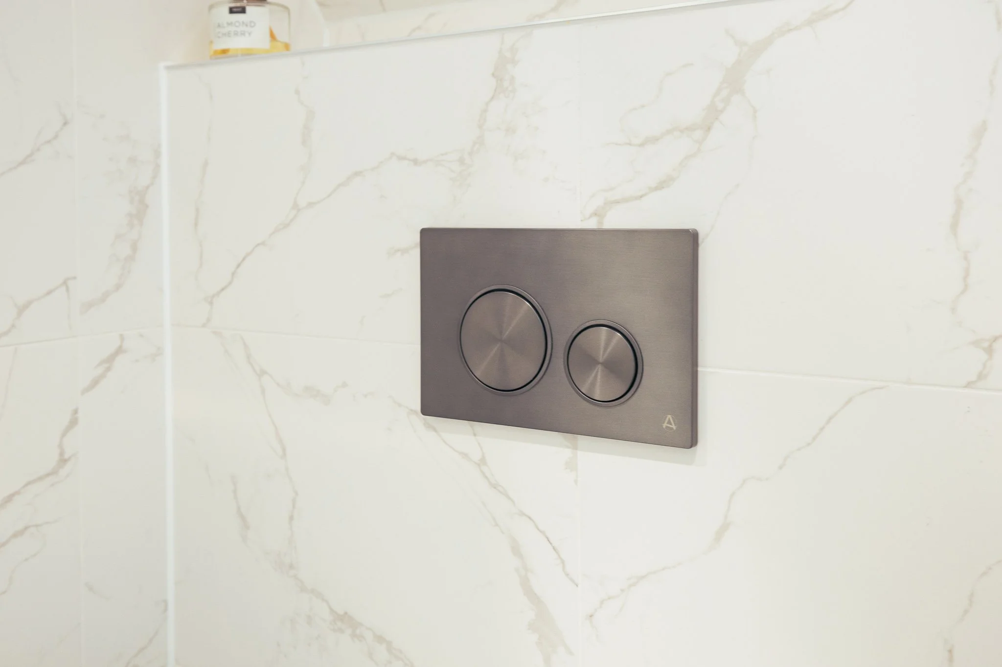 Vizzini-Napier-Bathroom2-009.jpg