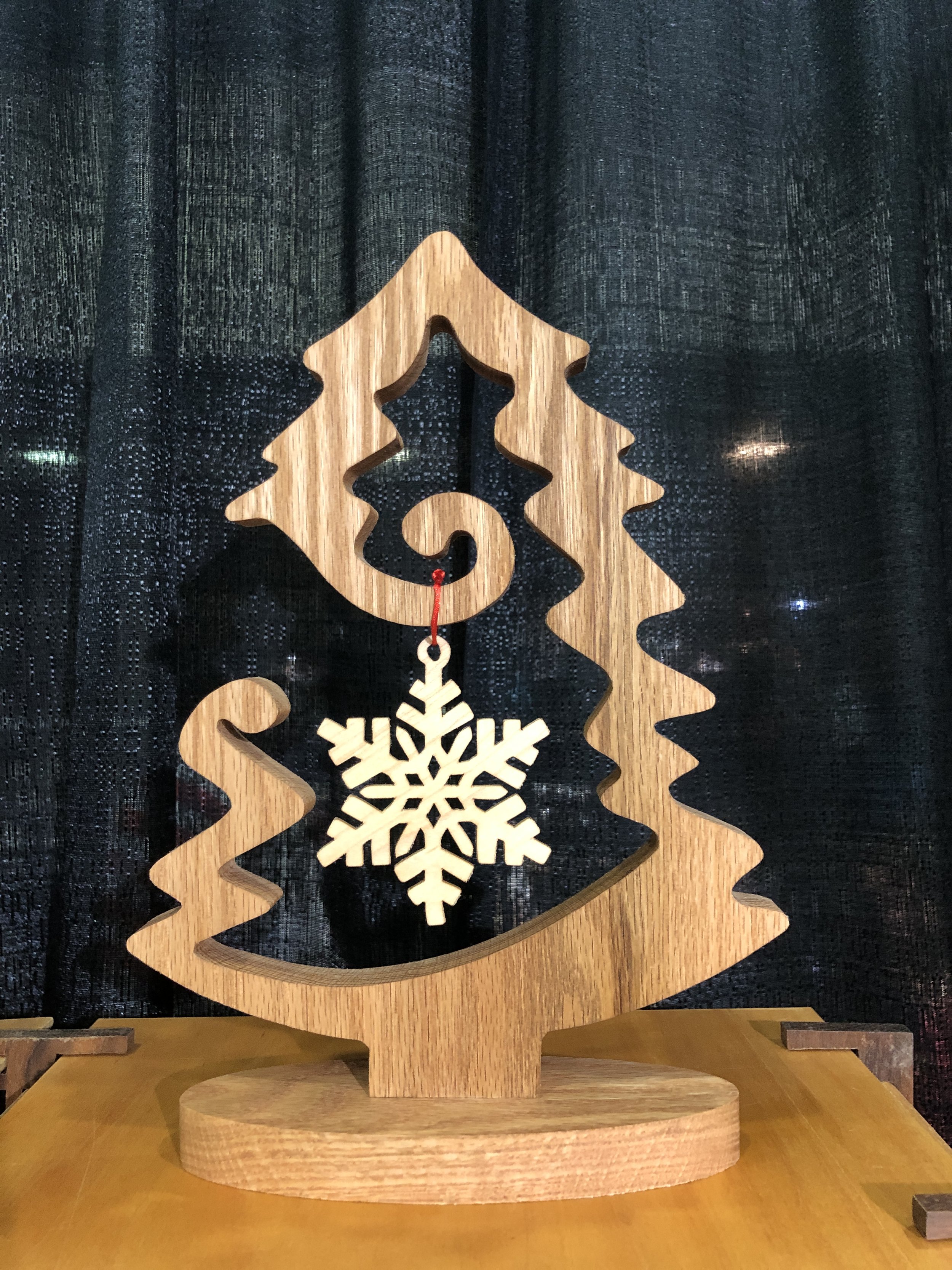Oak Christmas Tree Decoration