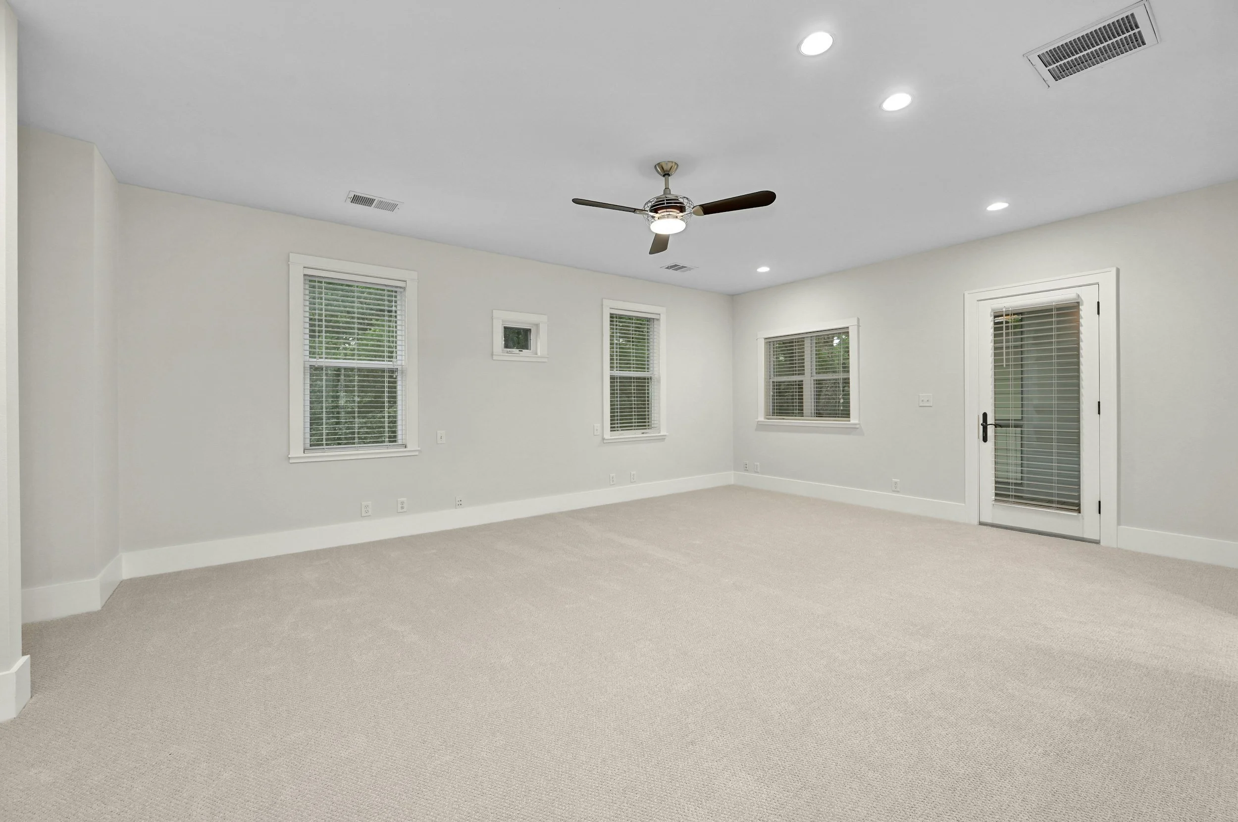 018-461984-1205 Norwalk Lane Unit D 19_13252317.jpg