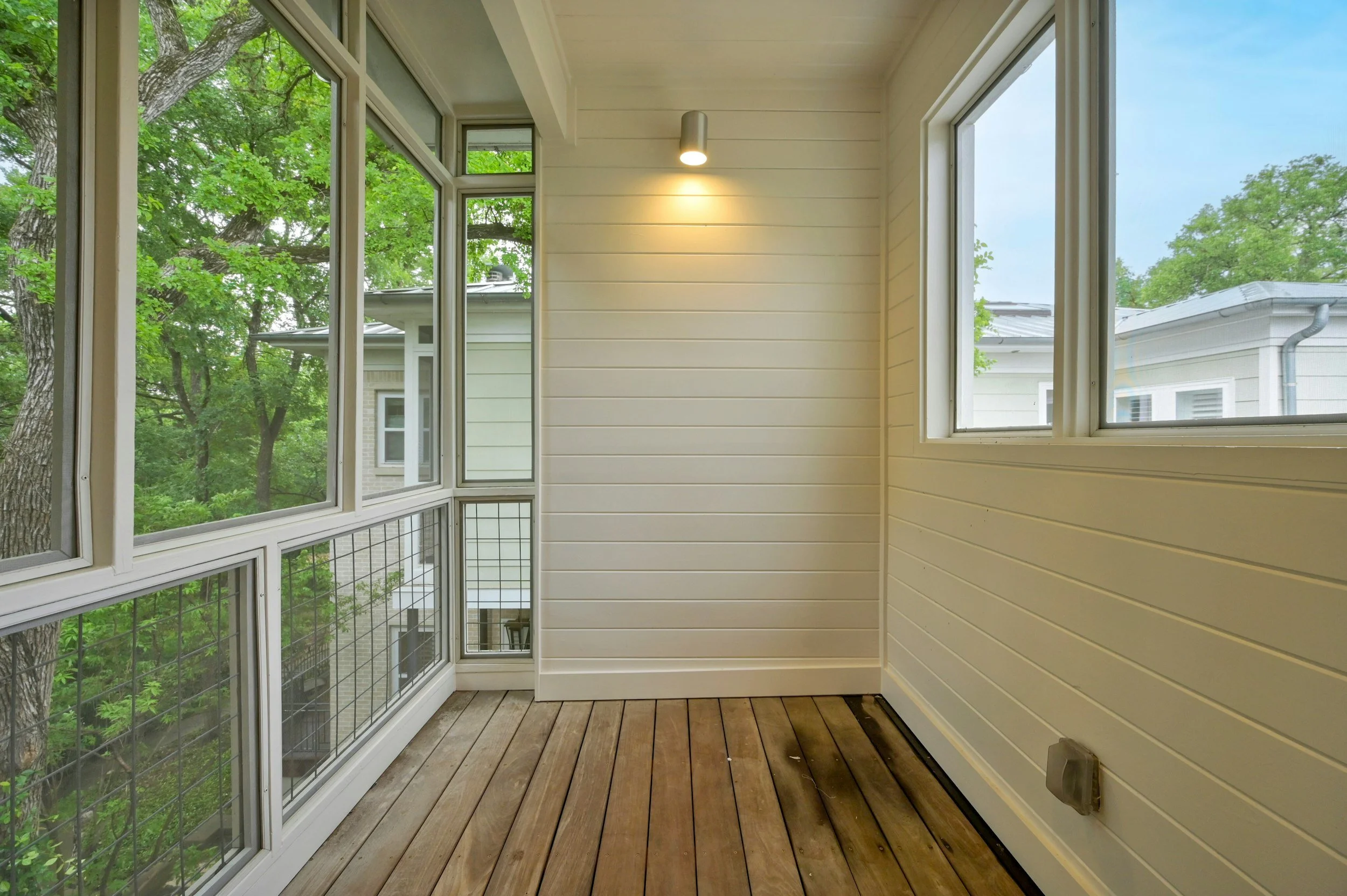 028-461984-1205 Norwalk Lane Unit D 21_13252335.jpg