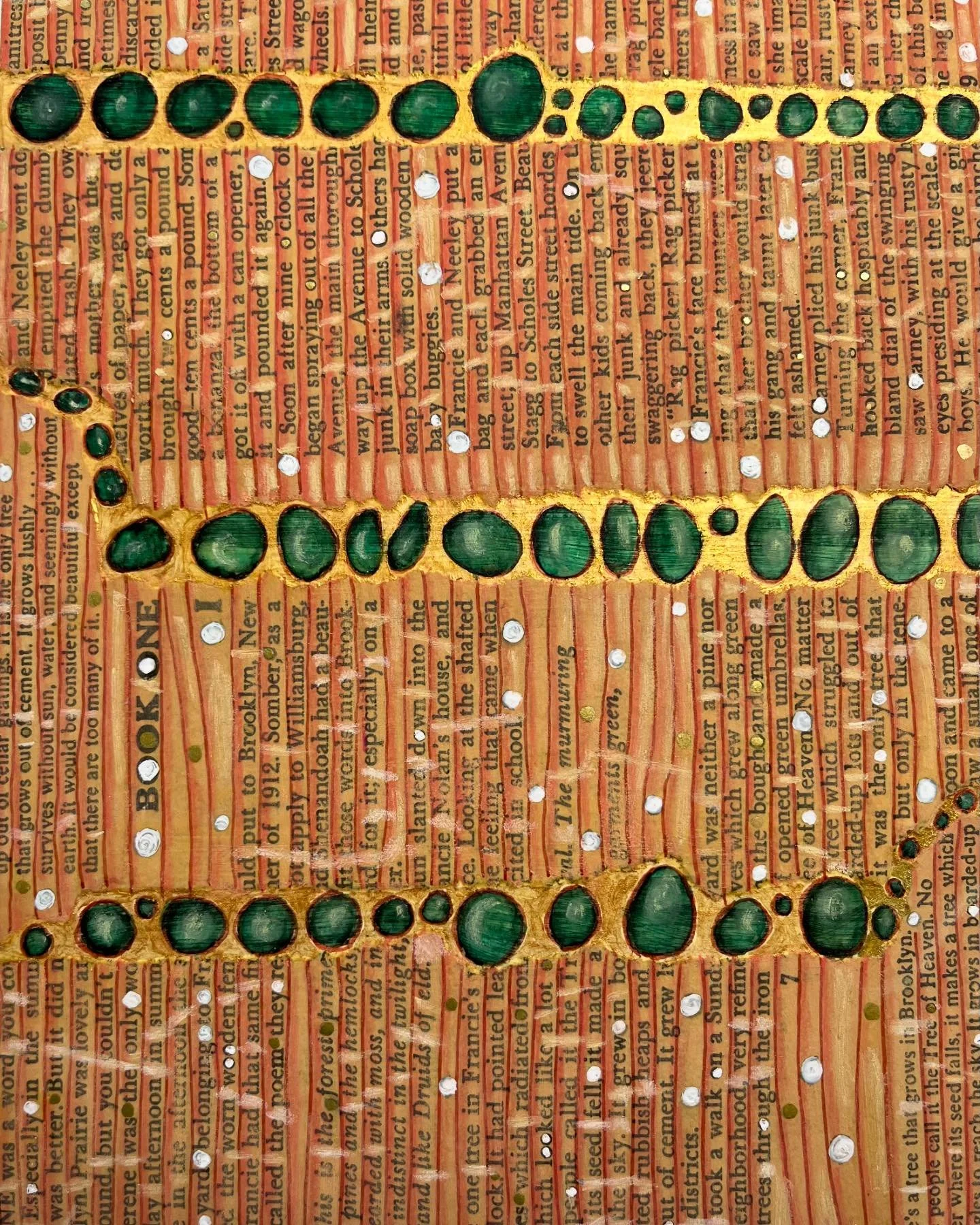 More tree cells, but trying something different &mdash; 
A tree grows in Brooklyn&hellip; literally. Text: A Tree Grows in Brooklyn. Tree cells: inspired by Tree of Heaven. 

#ailanthusaltissima #mixedmedia #bookcollage #bettysmith #atreegrowsinbrook