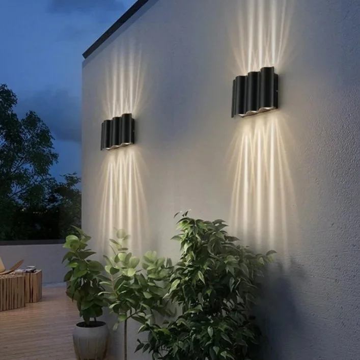 The Virello LED Outdoor Wall Light