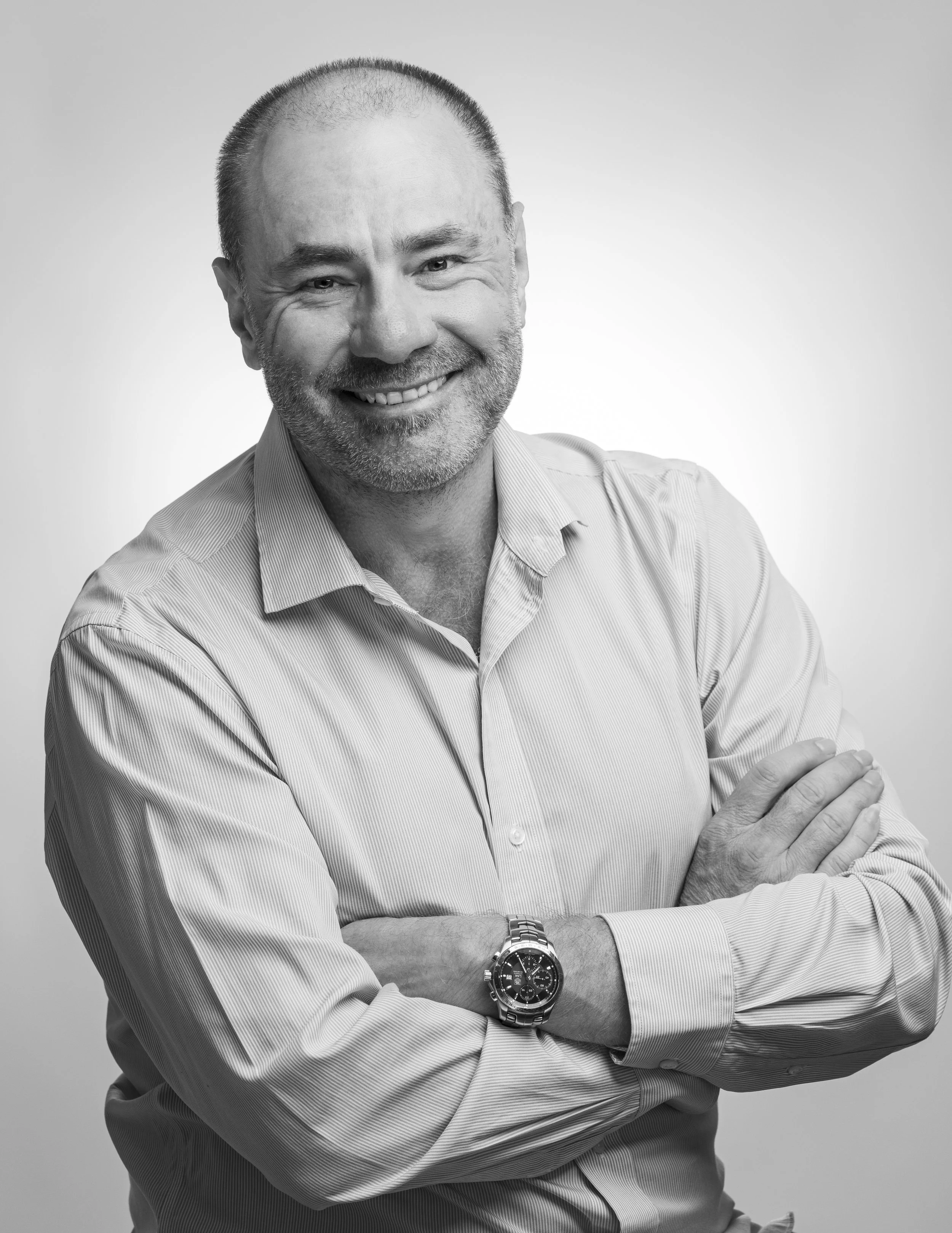 Roni Headshots_1011.jpg