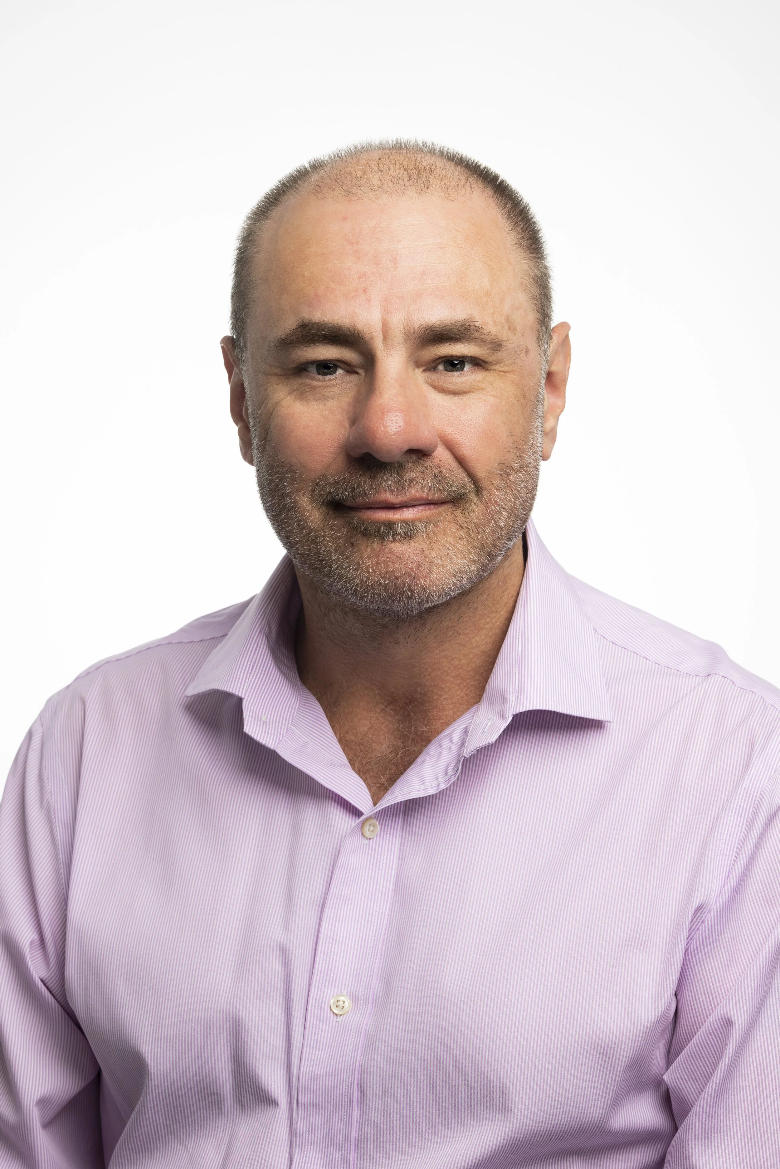 Roni Headshots_1002.jpg