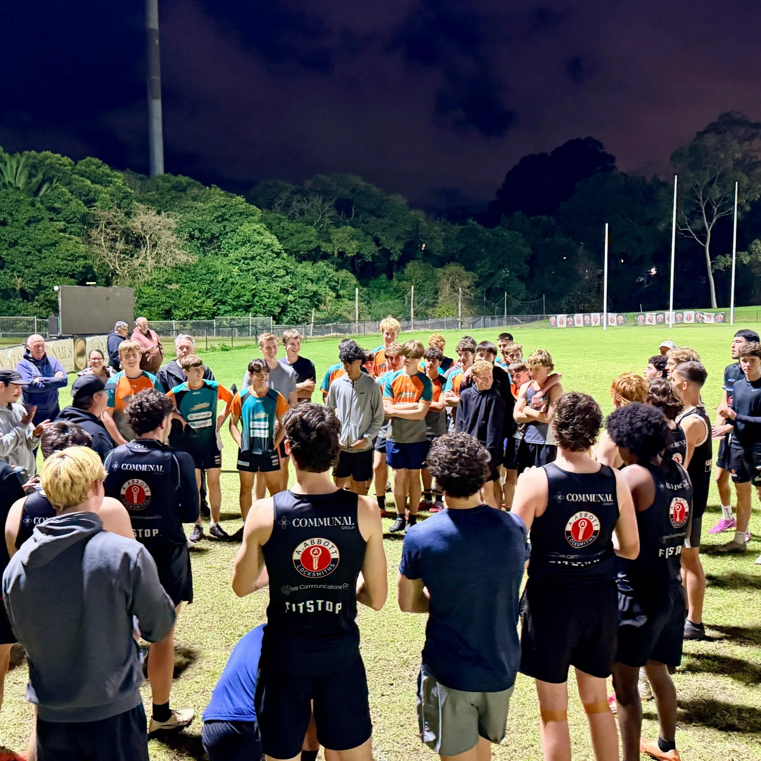 BUILDING THE FUTURE 

Great to see Canada Bay's Under 17s join our Under 19s for a combined training session last night!

It was a huge turnout, backed by strong support from Premier Division head coach Brent Staker and several Prems players, who add
