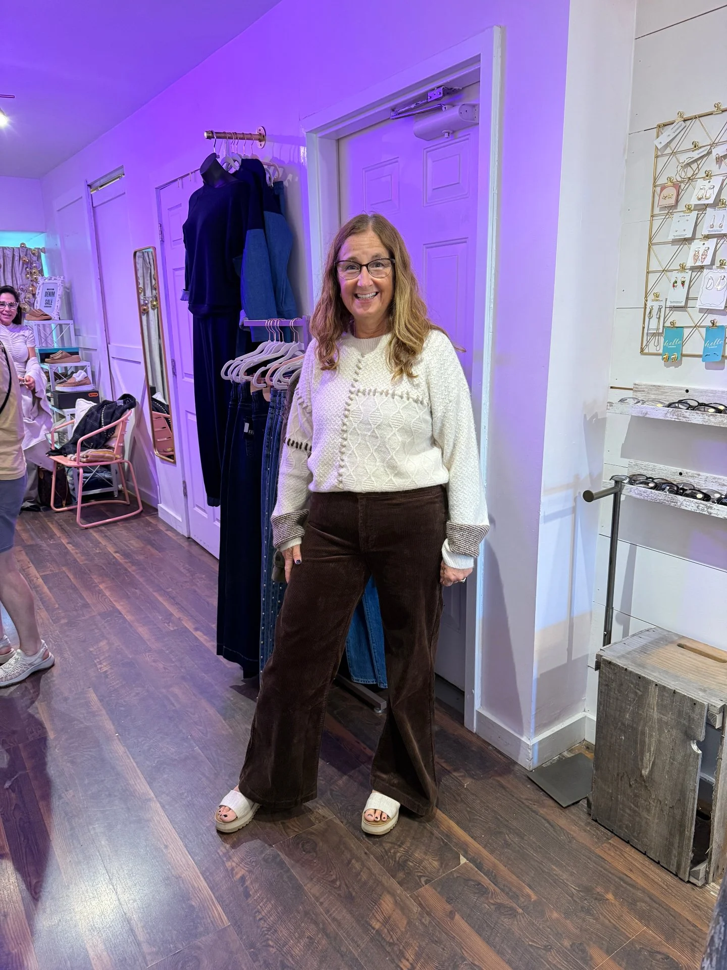 Someday Style Stories: Meet Karen 💖

Fun fact: Her sister Joanne and I were roommates in Boston!

Just two crazy, curly girls living their best life and we lived together for YEARS. Well, this is her sister Karen who lives outside of the city. She a