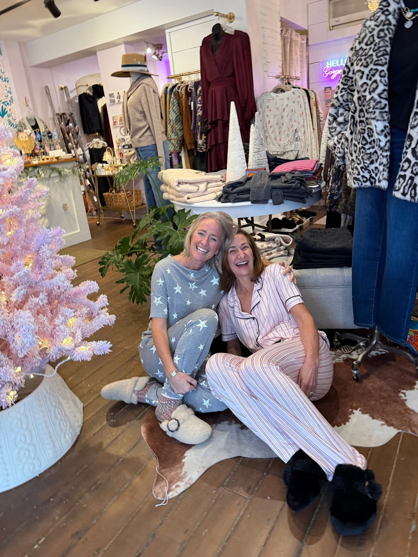 I'm going to be honest with y'all.... I bought wayyyy too many pajamas for the store because they all look so CUTE! ✨

Patterns include leopard print, Vermont-inspired gondolas, stars, stripes, hearts and basics. So no matter how you like to snuggle 