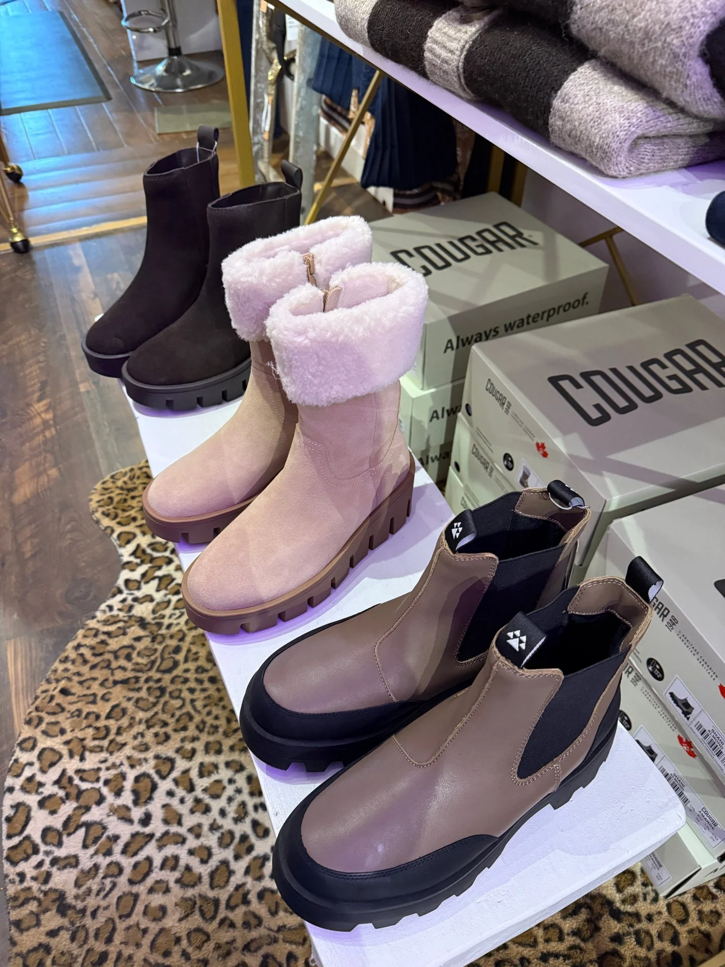 When you live in Vermont, you learn fast that your boots need to be functional and stylish. Warm enough for the cold temps, cute enough for everyday life, consider these officially winter-approved ❄️👢

Come try on our shoe selection in-store or brow