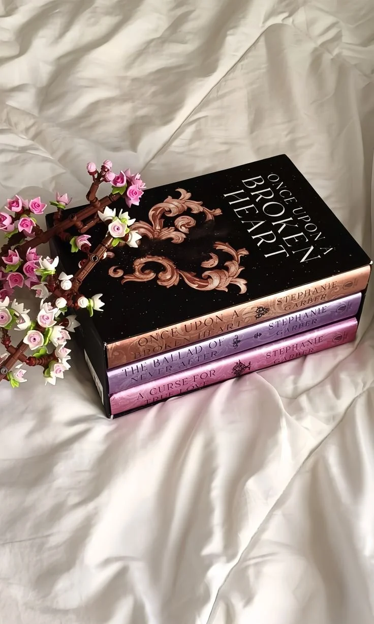 #ouabh #onceuponabrokenheart #caraval #series #books #bookseries #prettycovers #hardcover #reading #fyp #fantasy #romantasy.jpeg