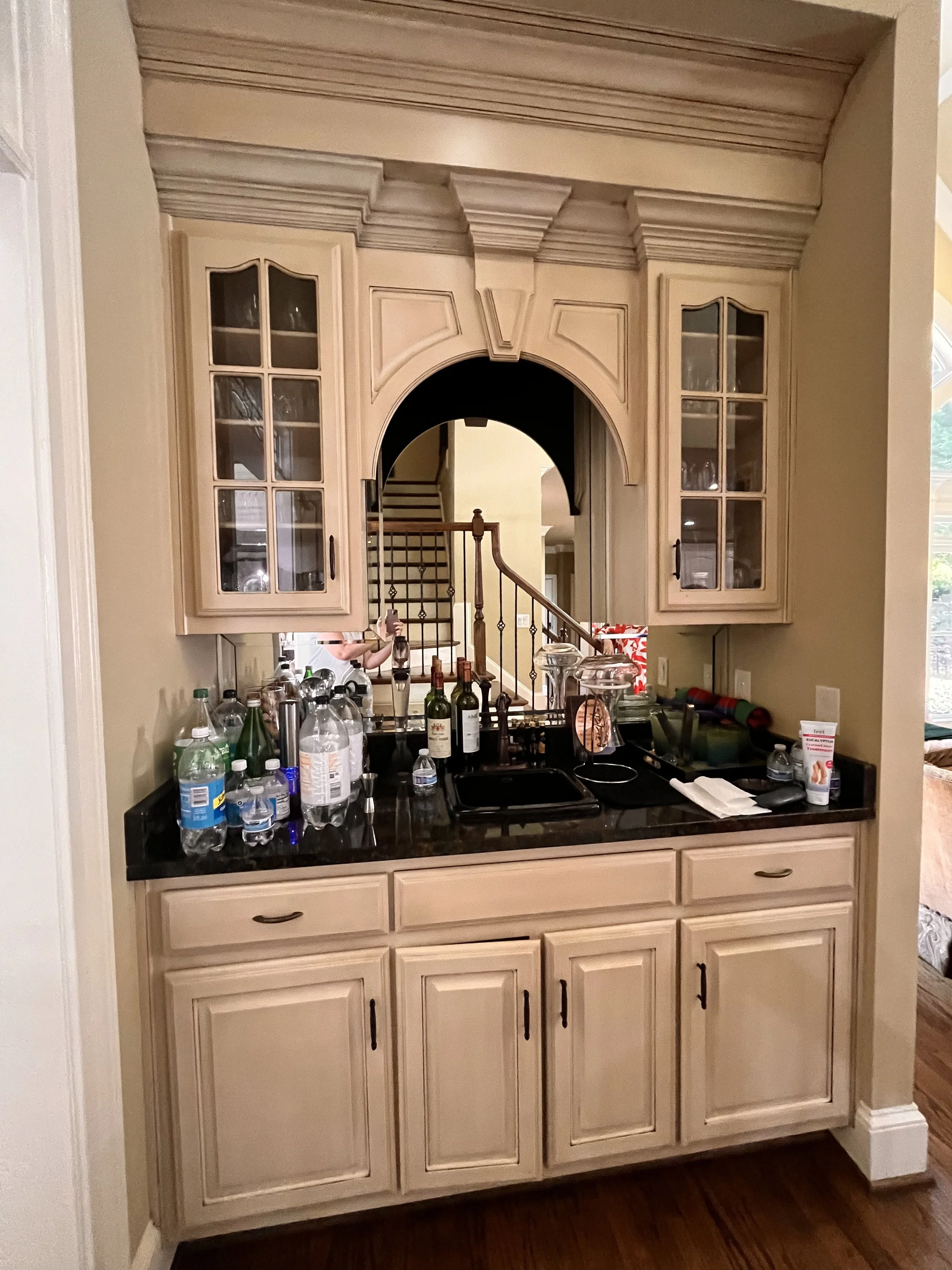 Duluth, GA wet bar. BEFORE.jpg