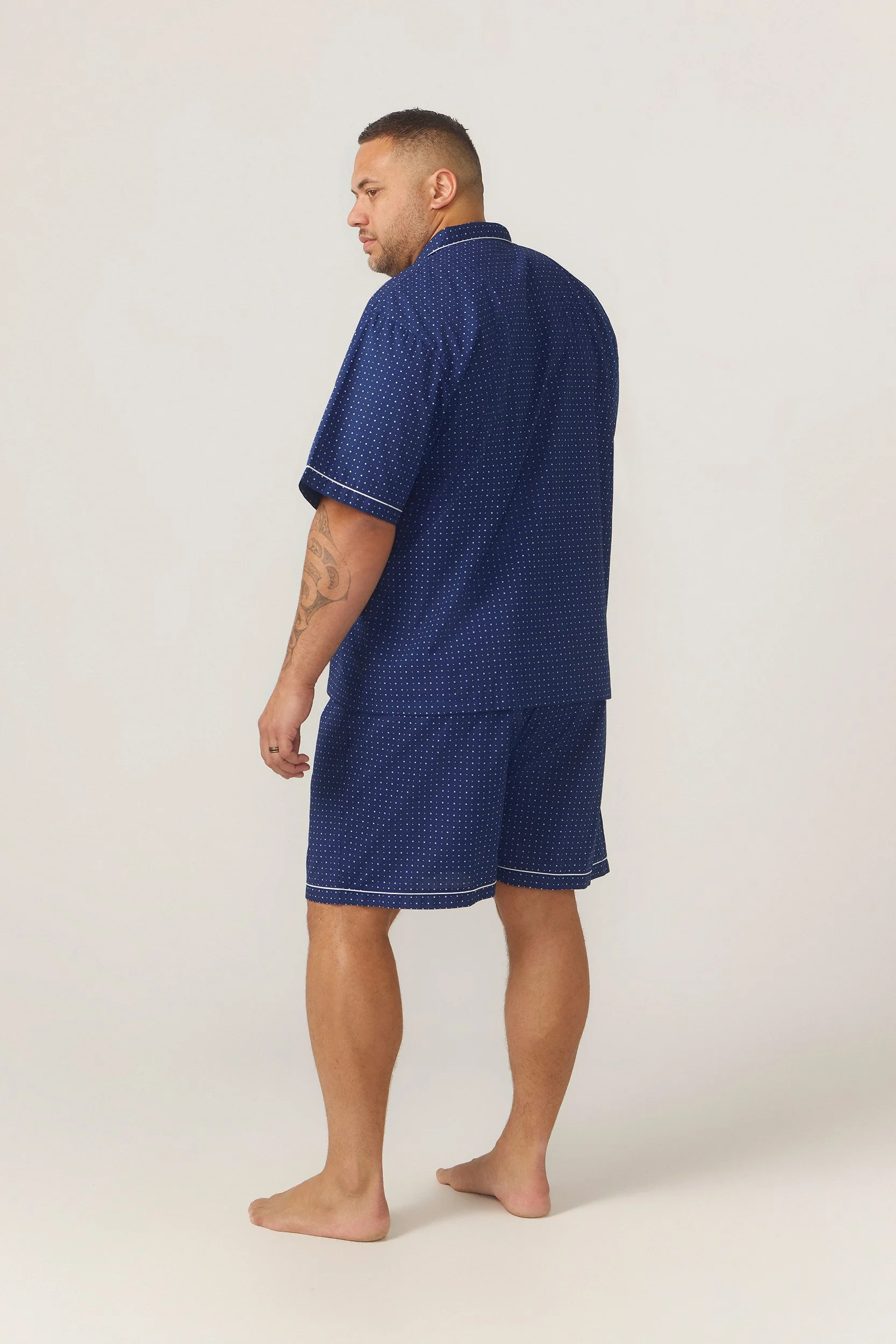 Contare Country_A825100_Symmetry Print SS Set_Navy-1.jpg