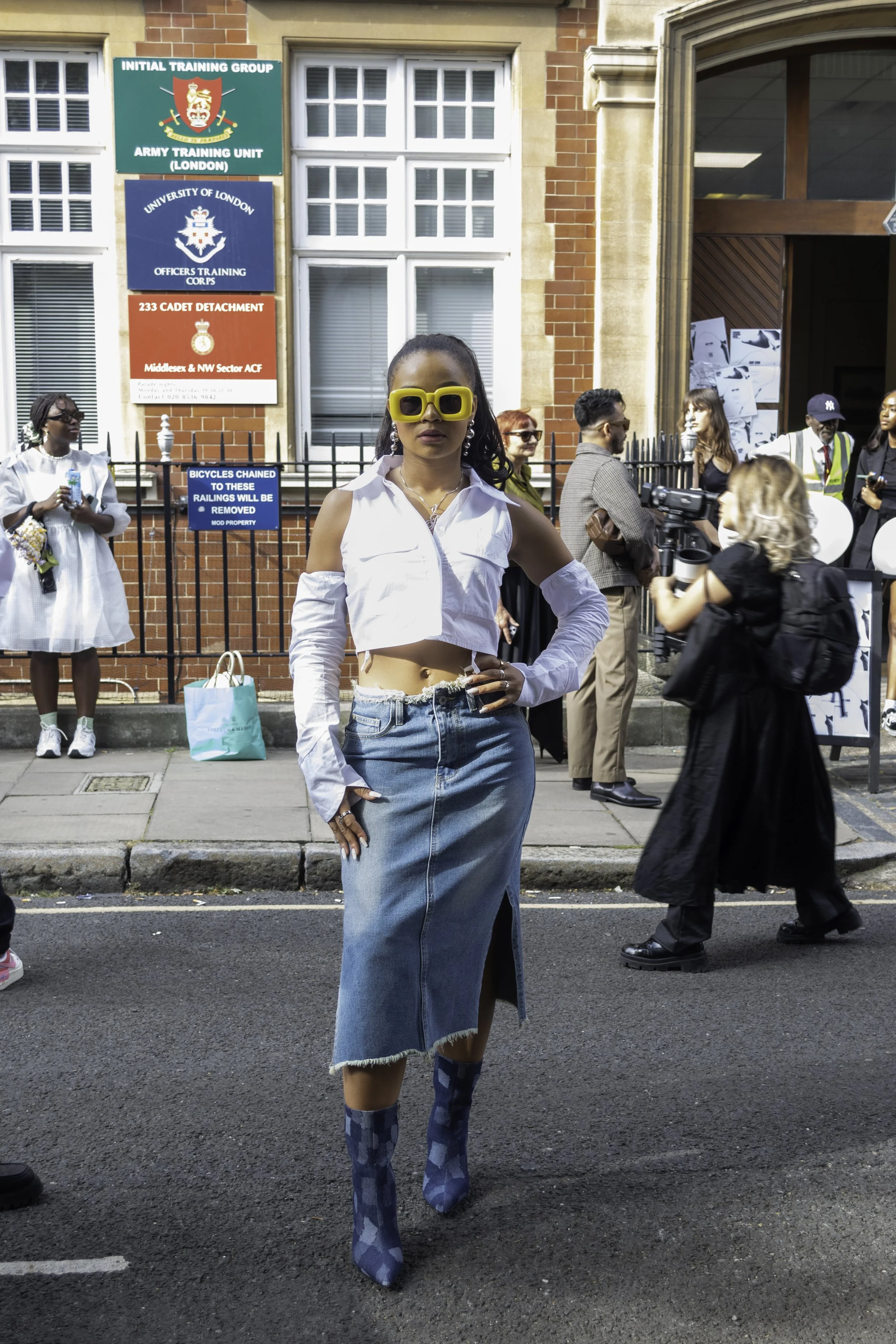 London Fashion Week 23 - 16.09.23 (1 of 126).jpg