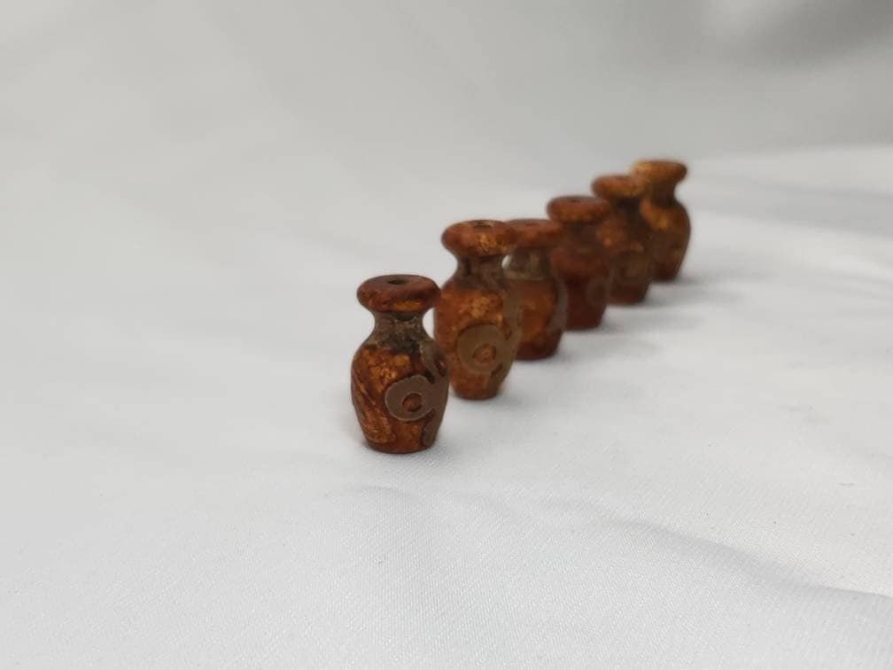 https://i.etsystatic.com/10008736/r/il/e5a3bd/2239367309/il_fullxfull.2239367309_r0x3.jpg