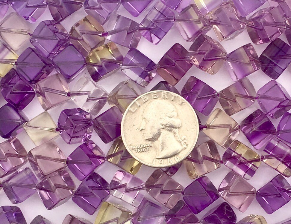 https://i.etsystatic.com/10008736/r/il/8a855c/1904390427/il_fullxfull.1904390427_4jhd.jpg