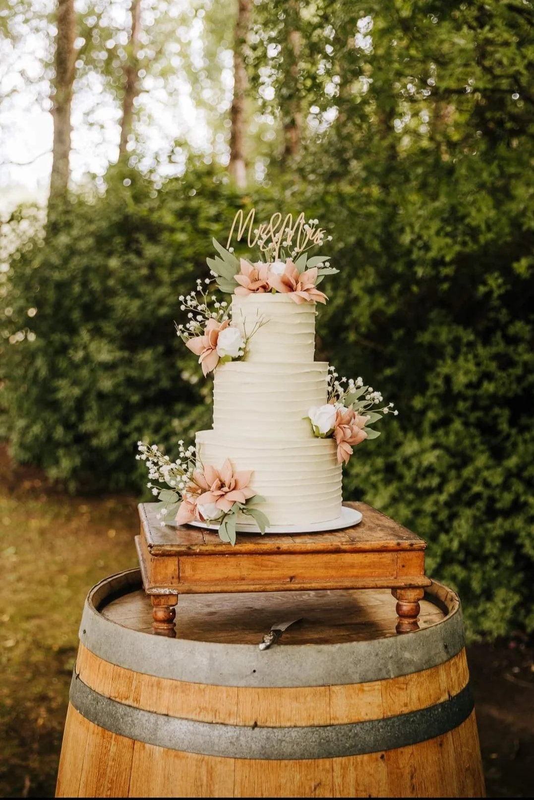 cake floral decoration