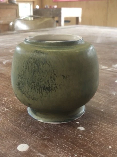 large gren vase 2.jpeg