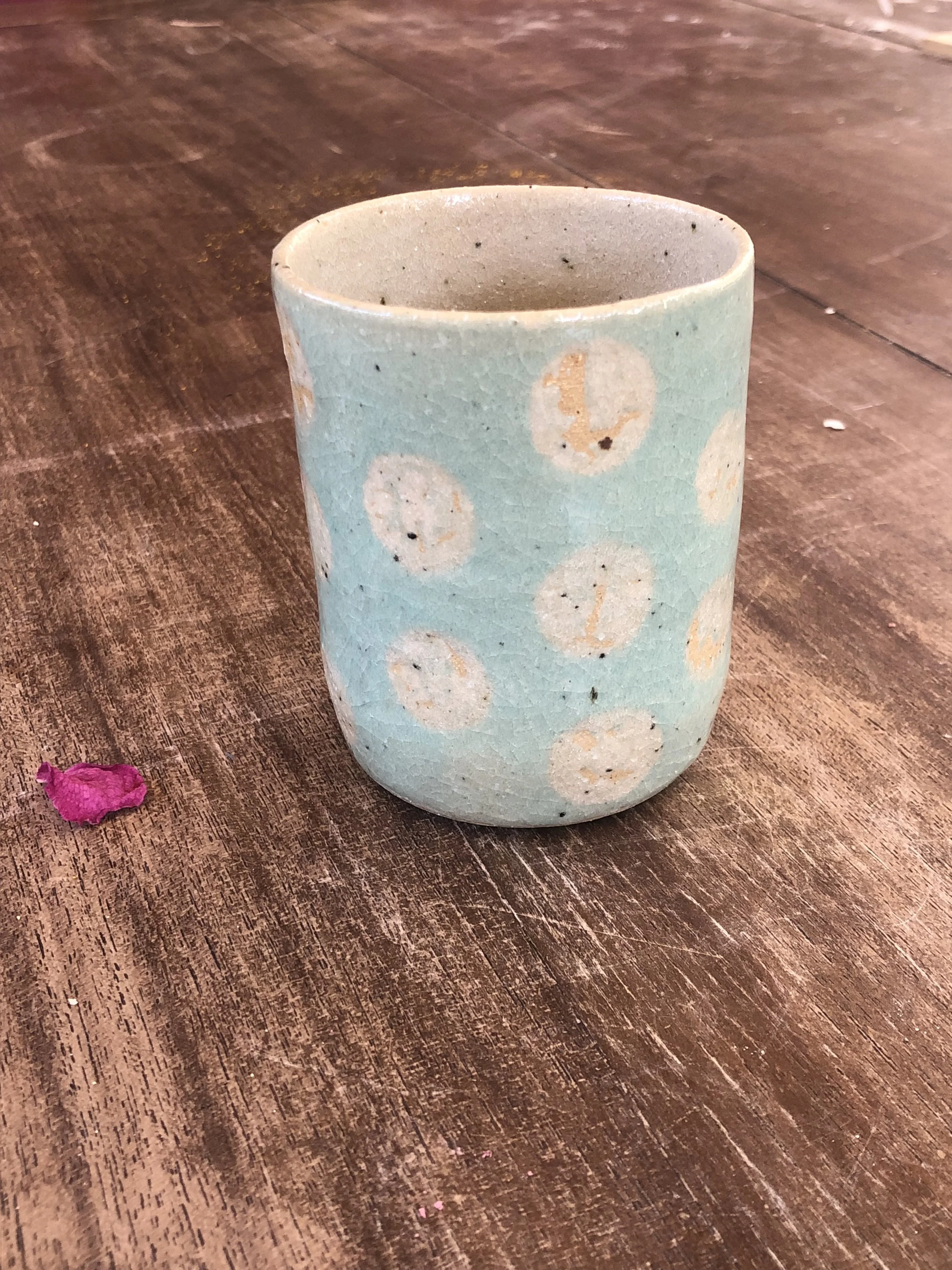 Spotty cup